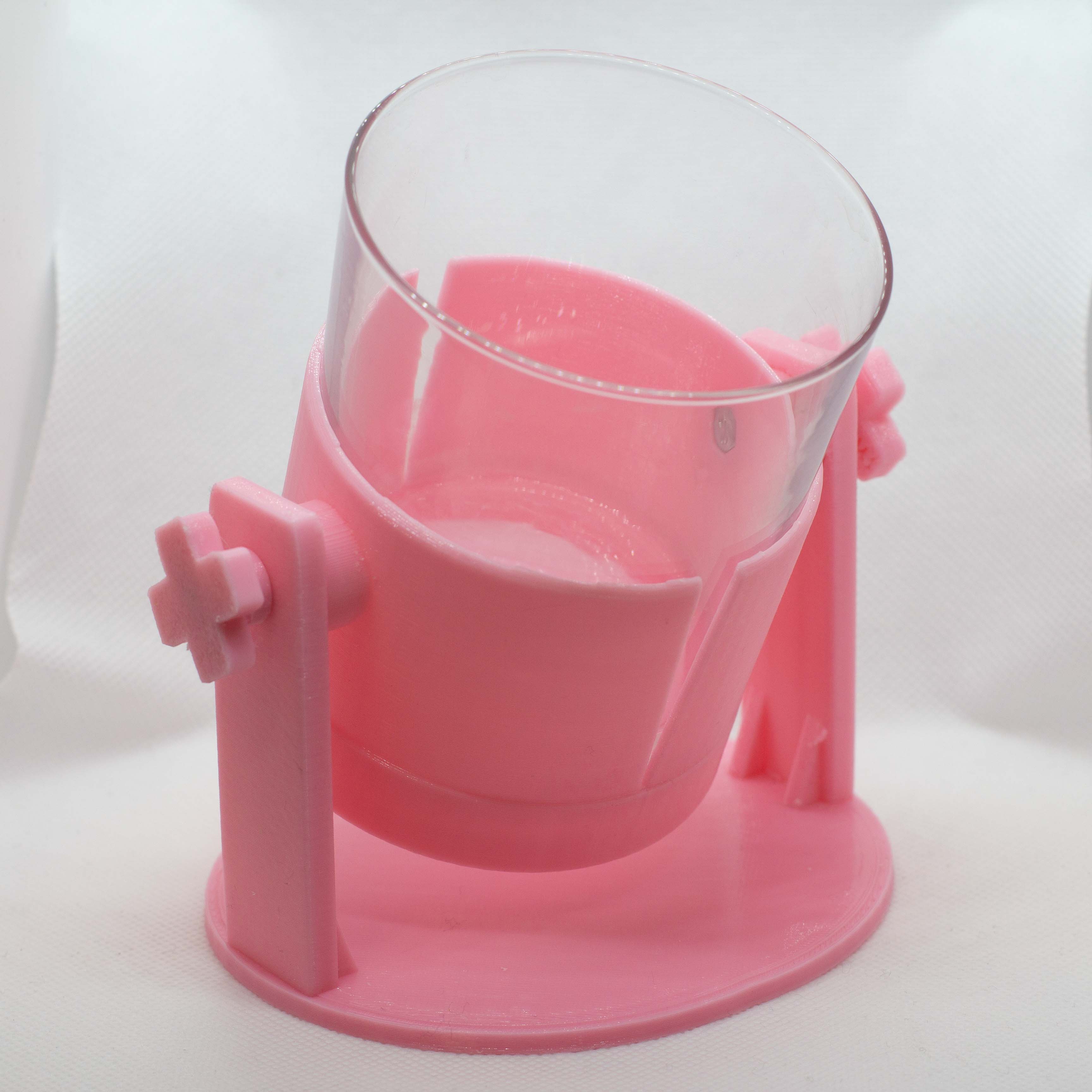 Cup tilt support