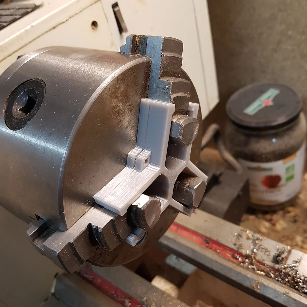 Lathe chuck depth stop
