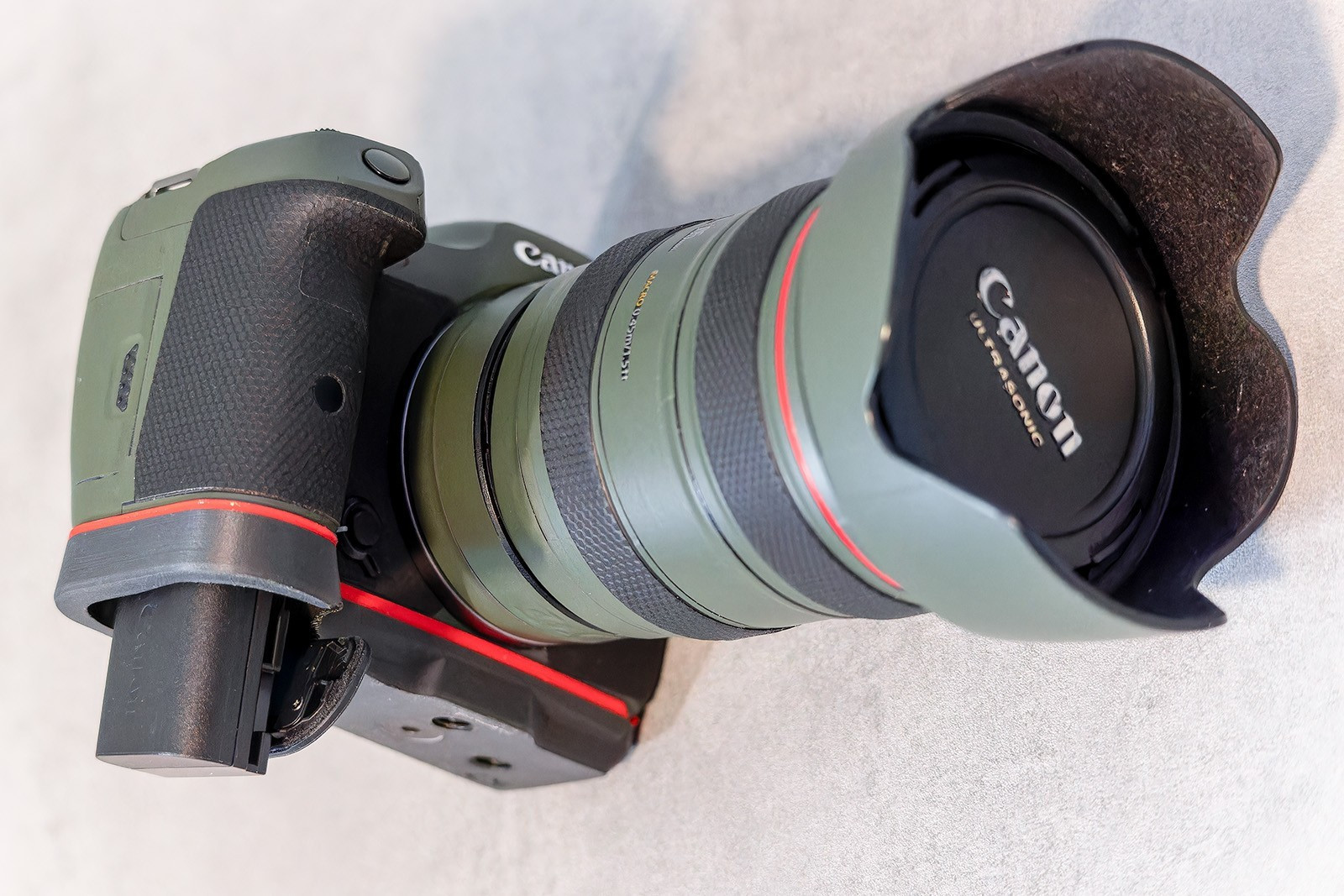 Canon R7 Grip Extension