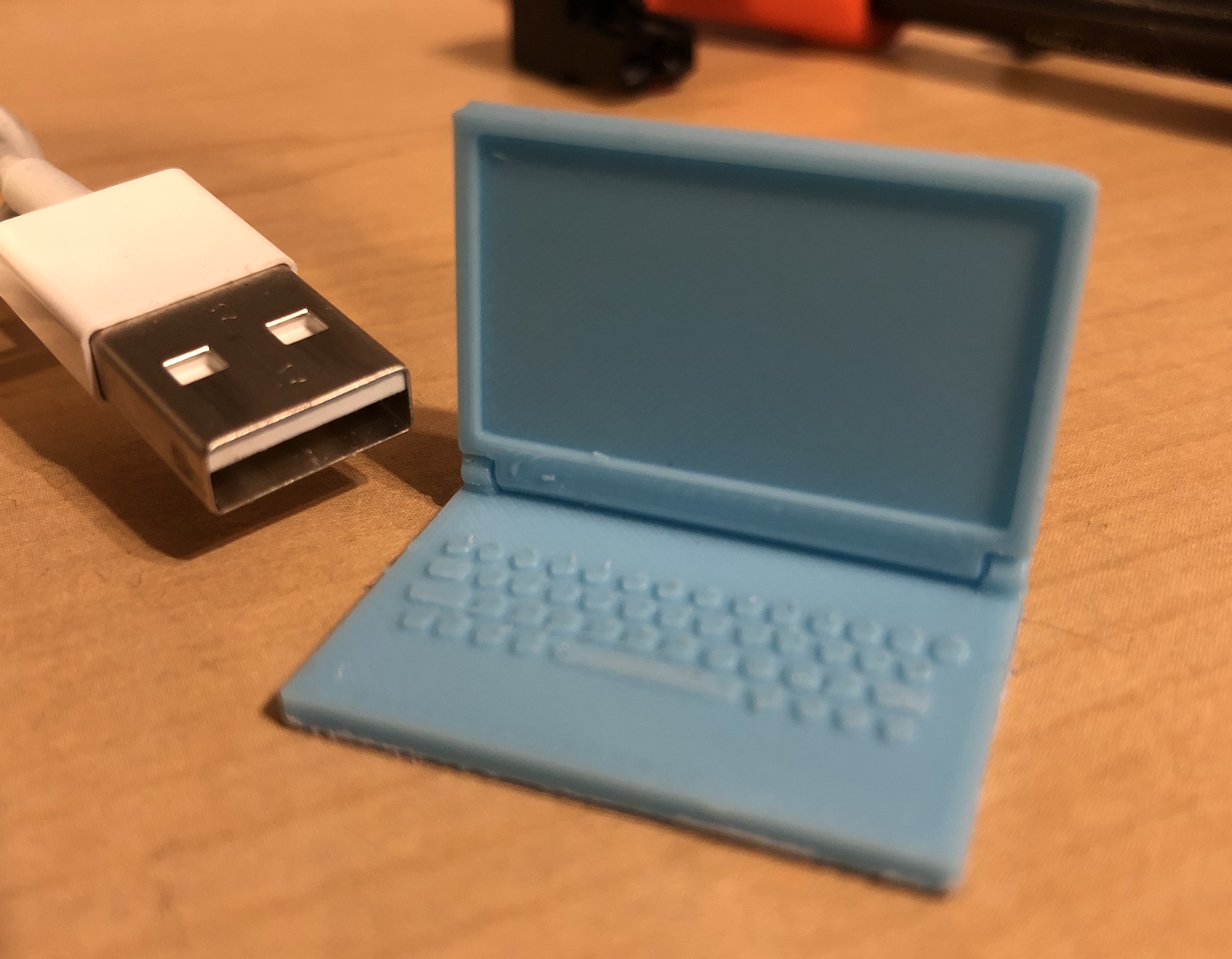 Hinged Toy Laptop with Keyboard