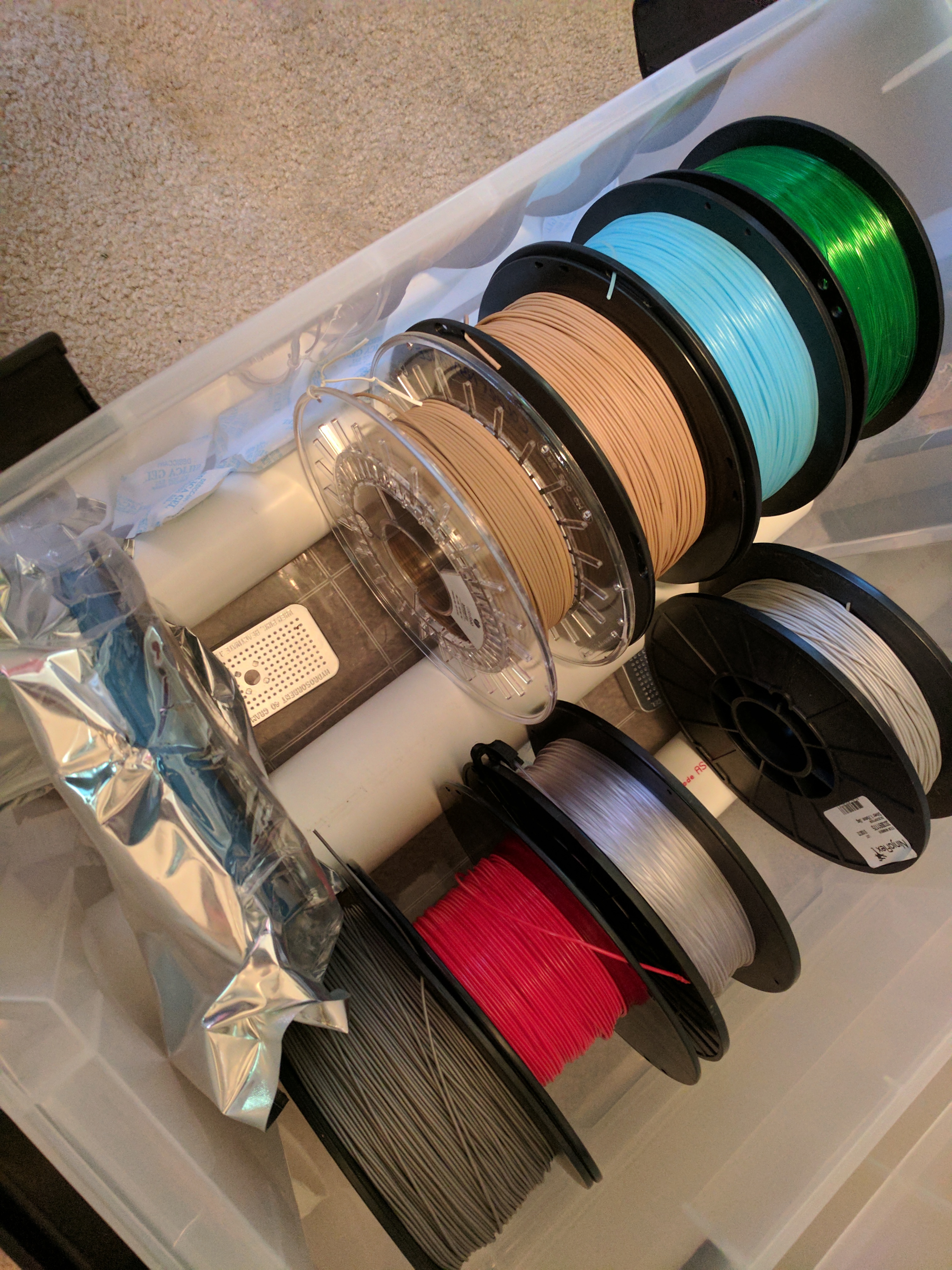 Basic dry filament storage