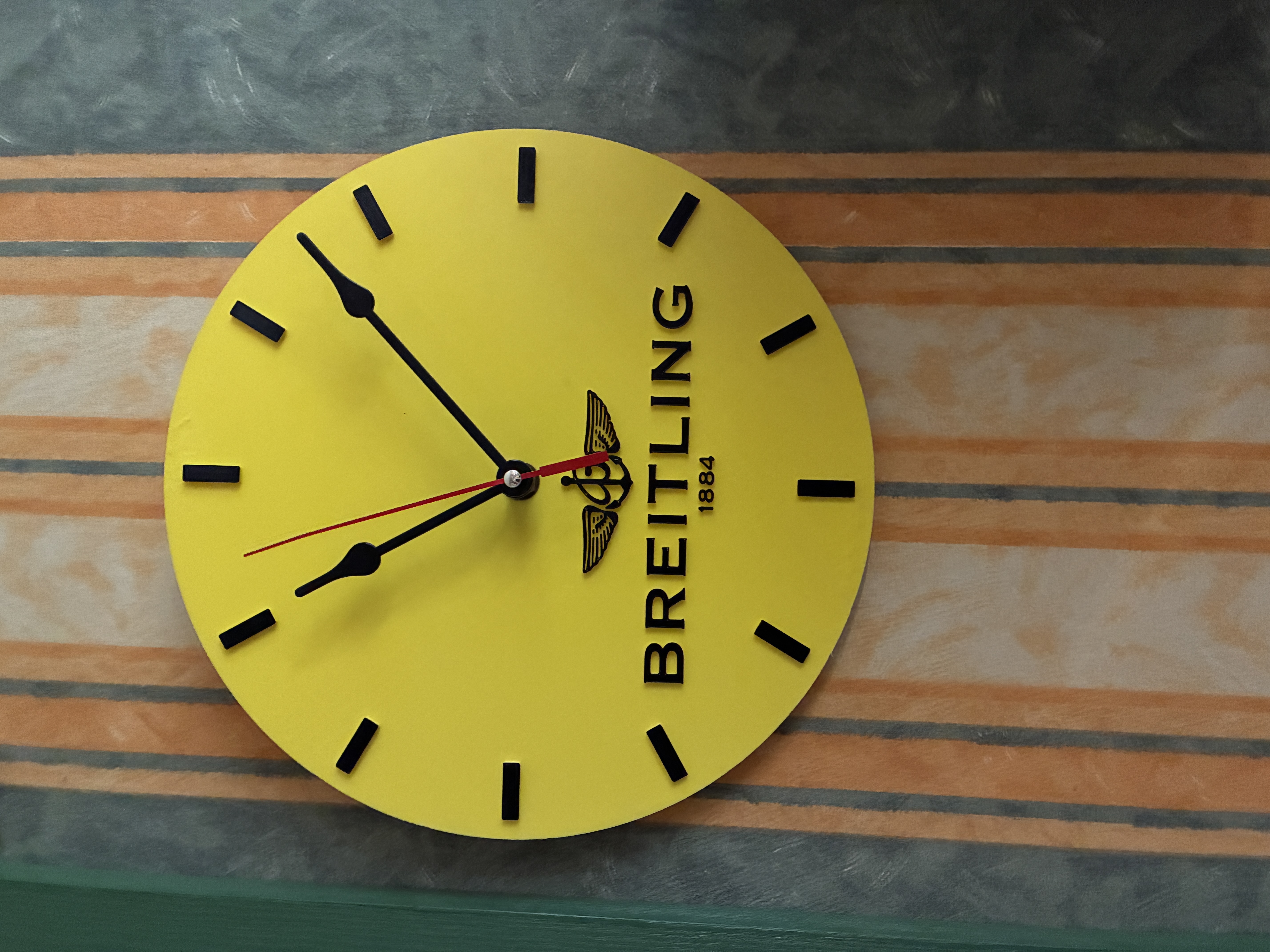 Breitling clock