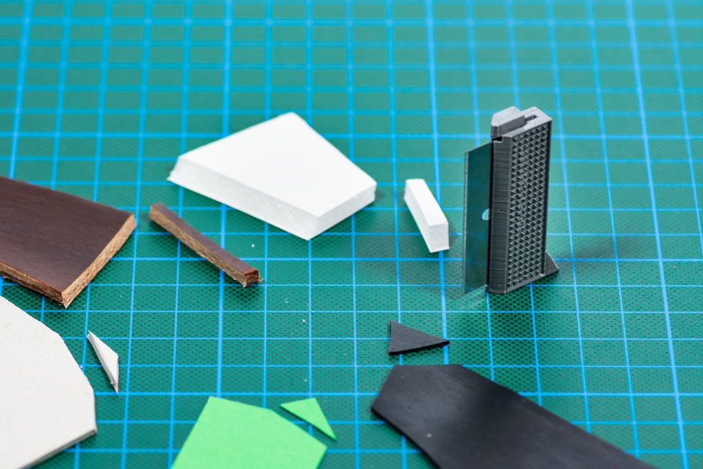 Single Edge Safety Razor Blade Holder