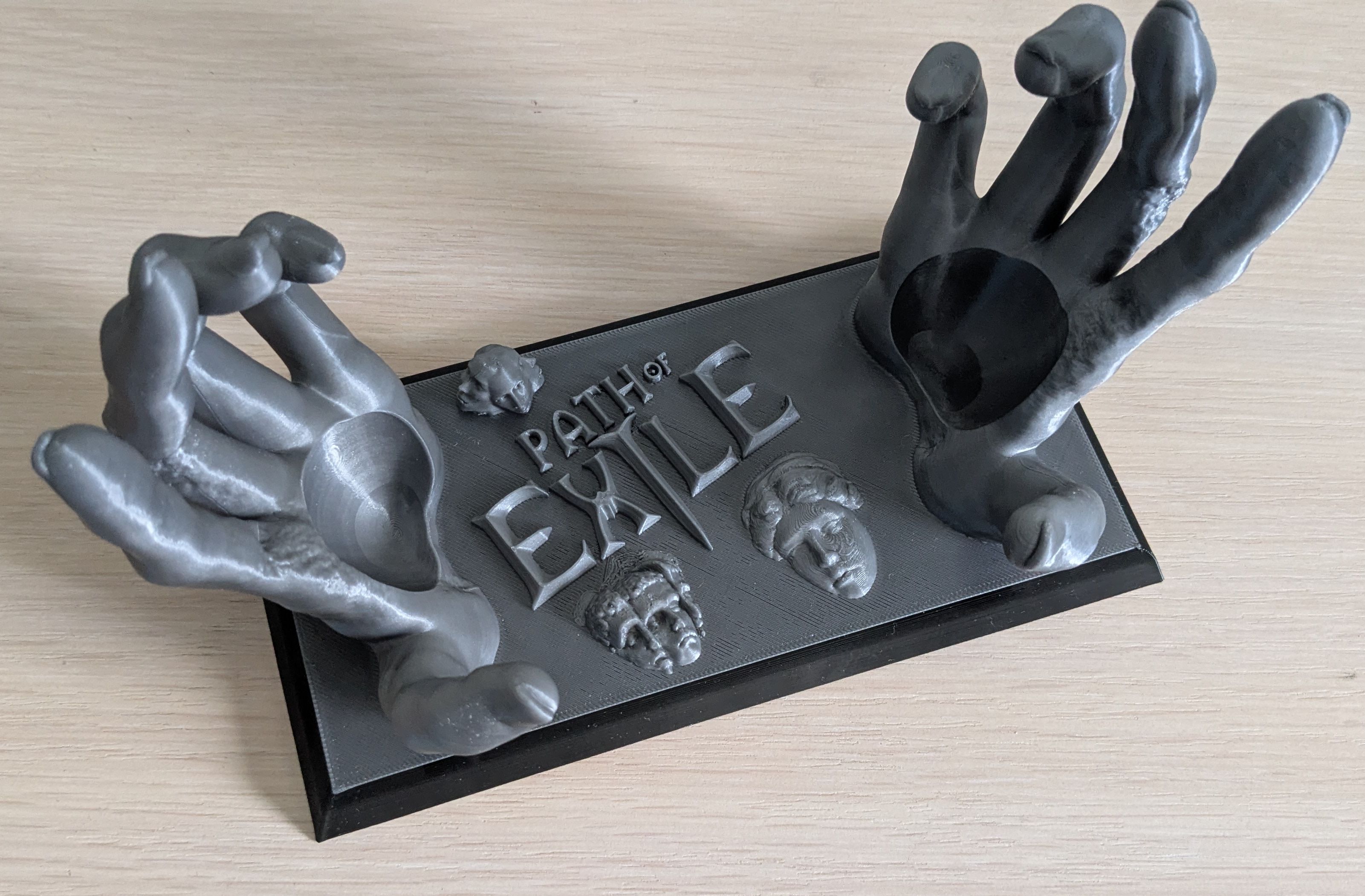 Xbox gamepad holder Path of Exile style