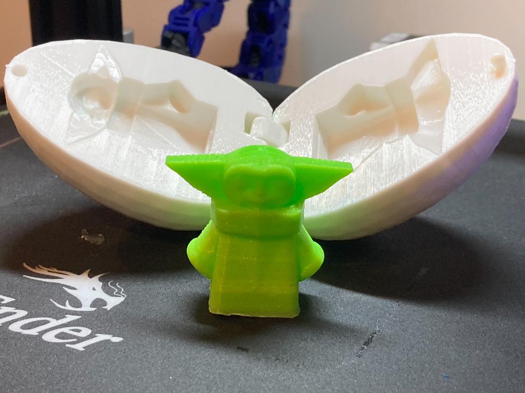 Grogu - Baby Yoda - Surprise Egg