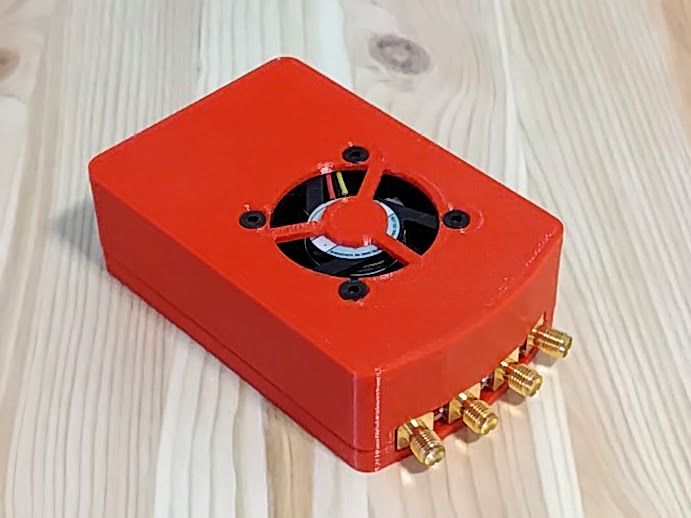 Red Pitaya case with internal fan