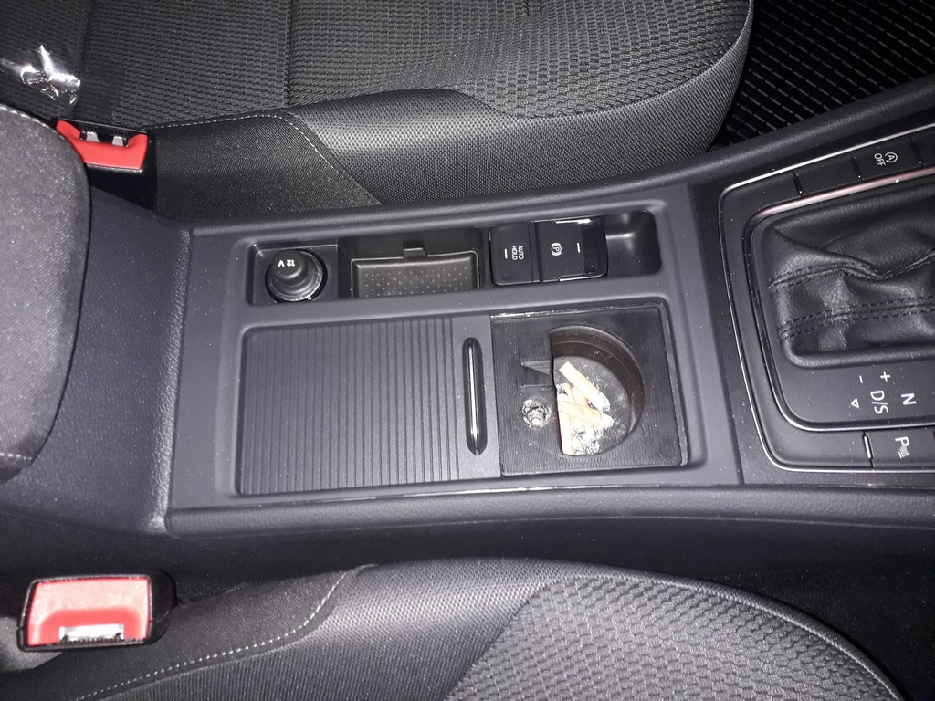 VW Golf 7 Ashtray