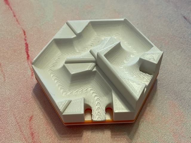 Gravitrax-compatible maze with 10mm gradient