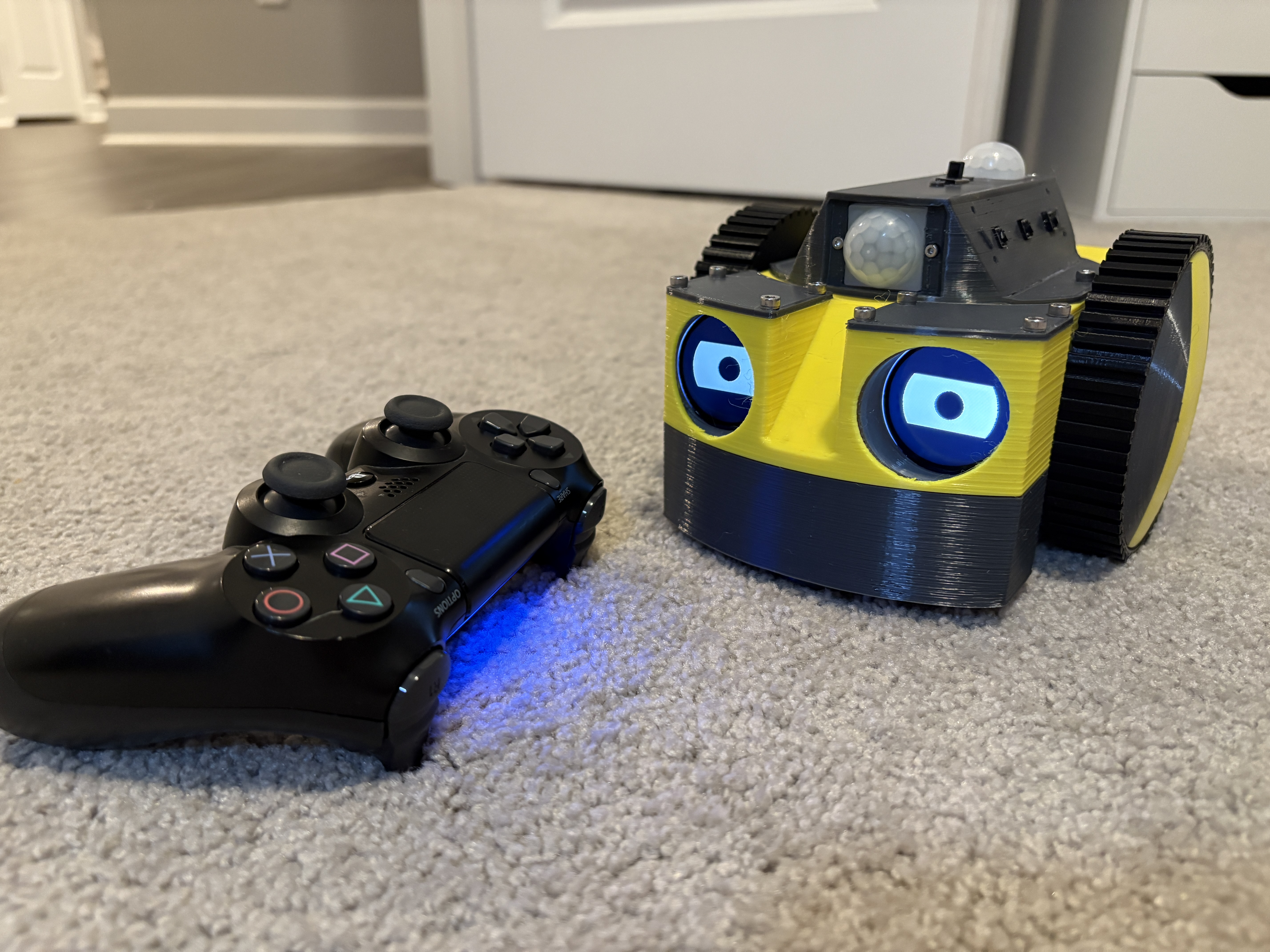 Two Wheeled Robot - With Hat for PIR Sensors