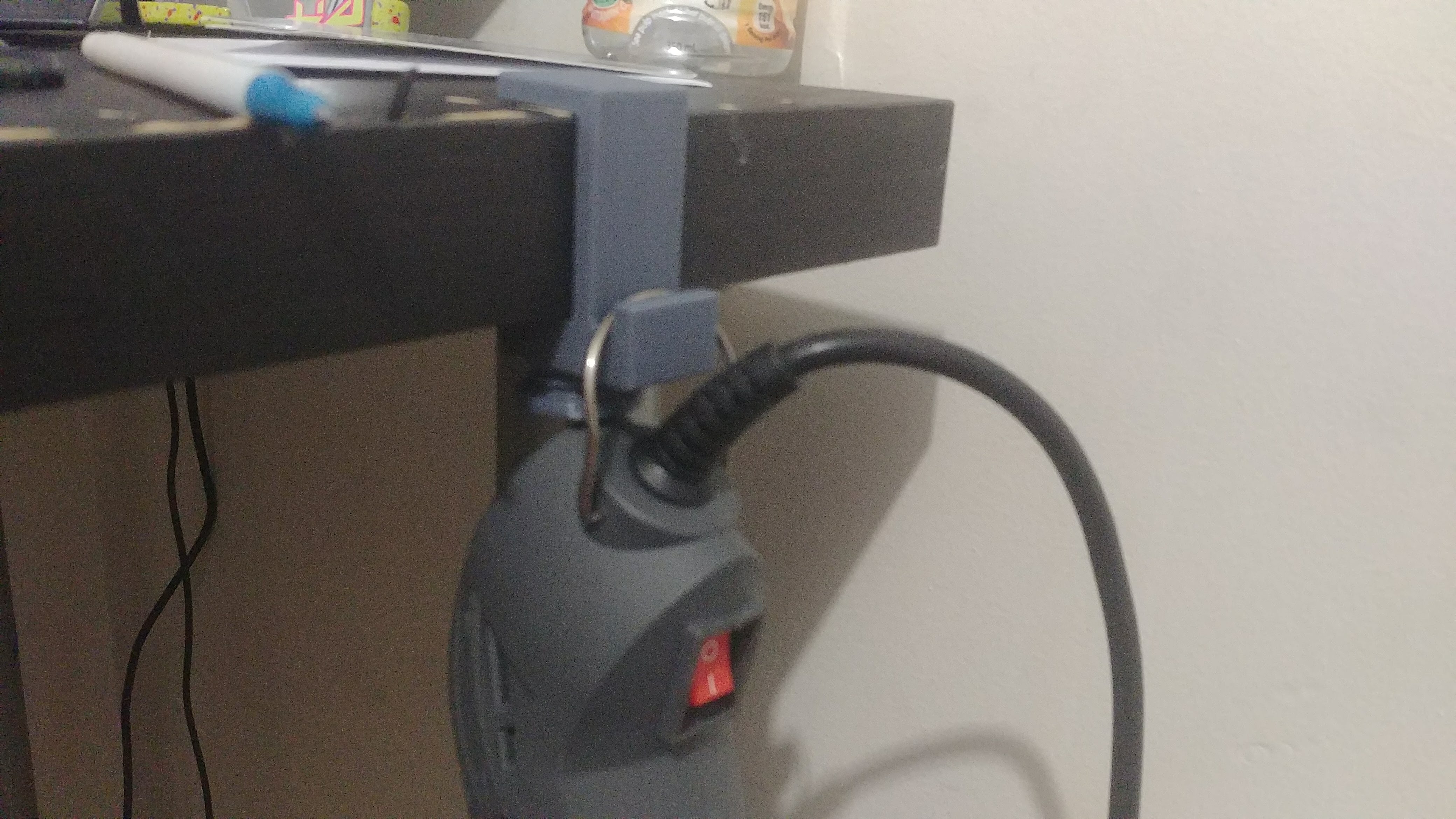 Dremel/rotatory tool desk clamp