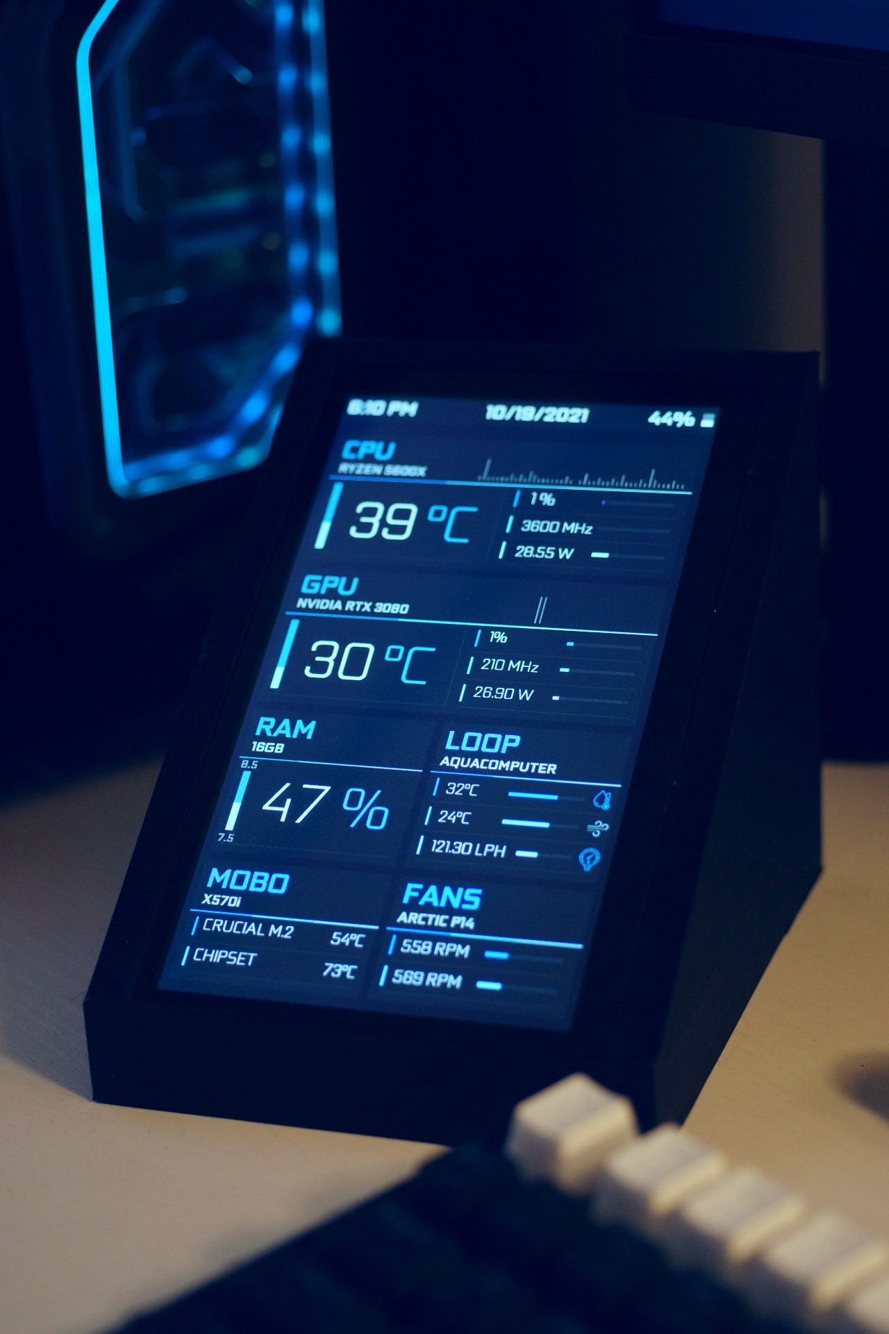 UCTRONICS 7" Display Case for Desktop