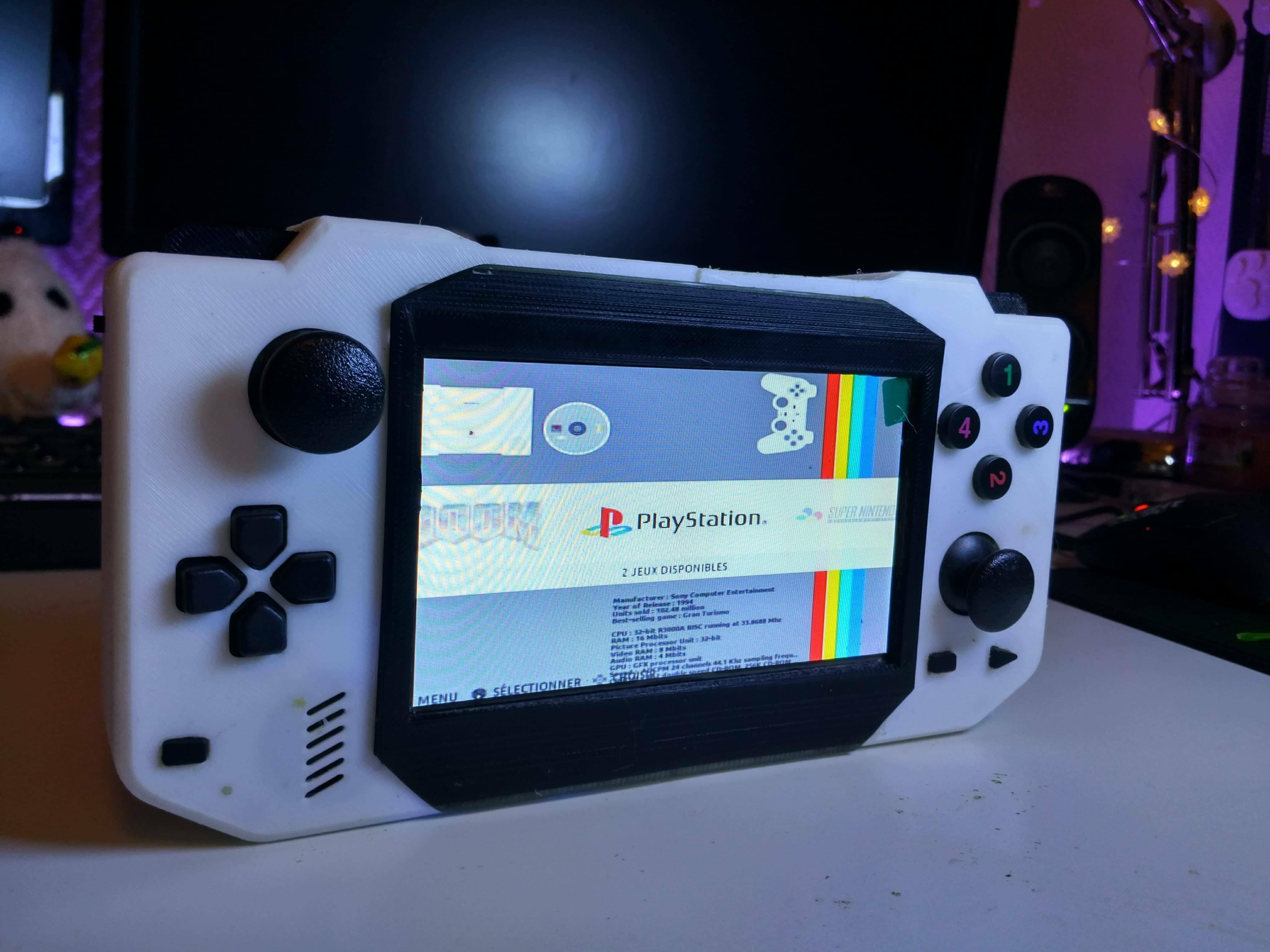 Game'Art - Portable console