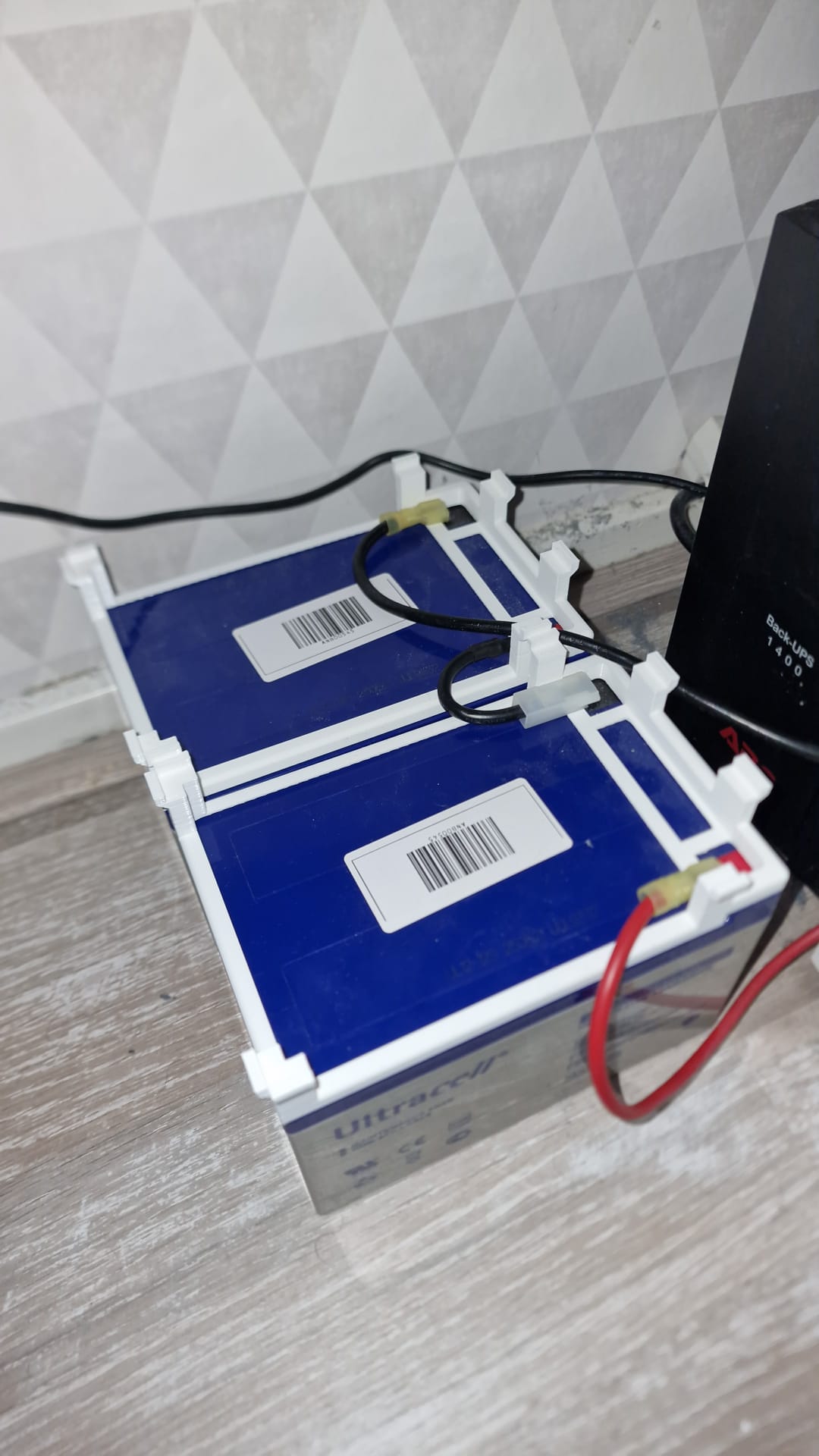 UPS Stacker (pile) 12V 12Ah Lead-Acid Battery