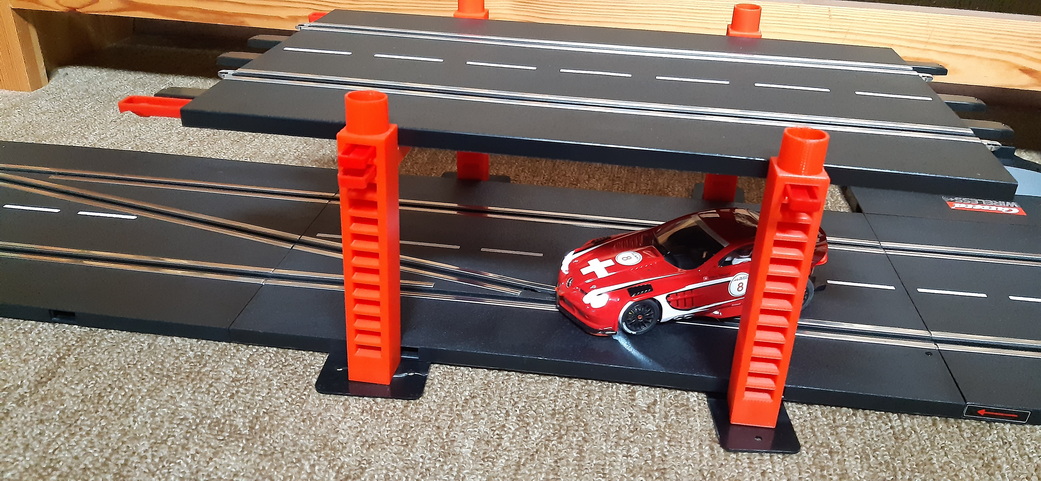 Pfeiler für Carrera 132 124