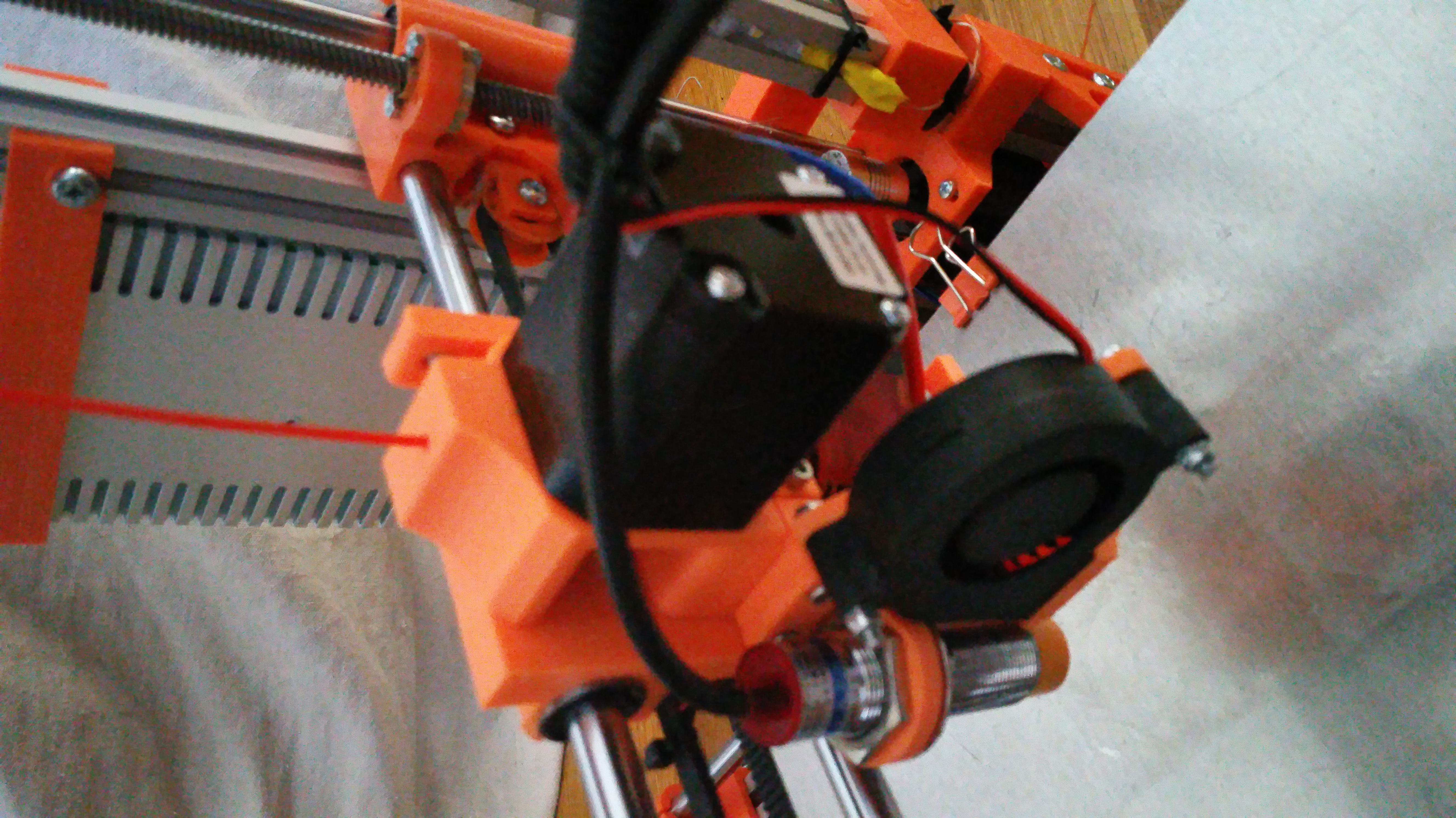 Slim Direct Drive Extruder with Inductive Sensor for Wilson II
