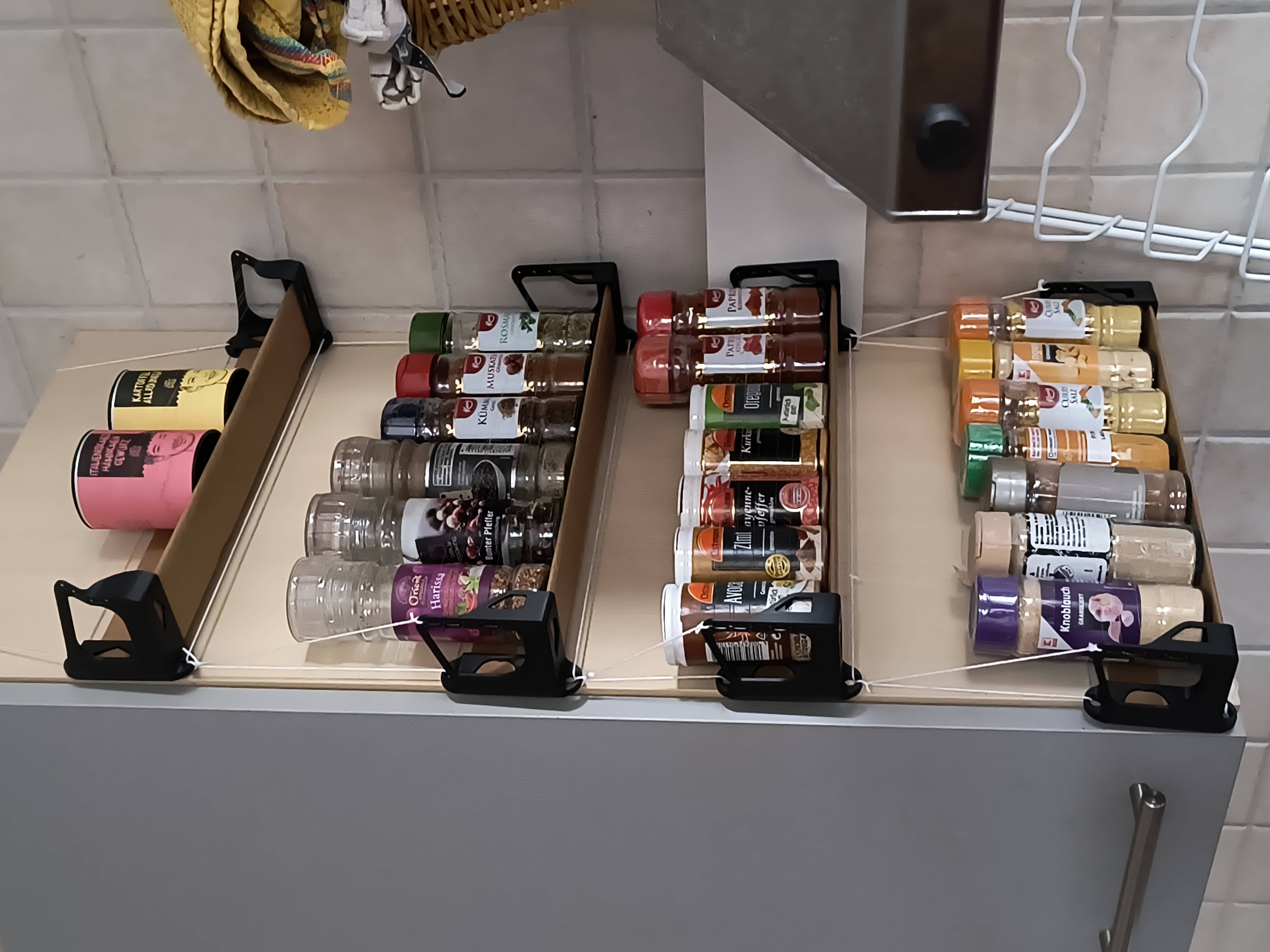 Upcycling: SpiceRack reuse Cardboard Edge Protection