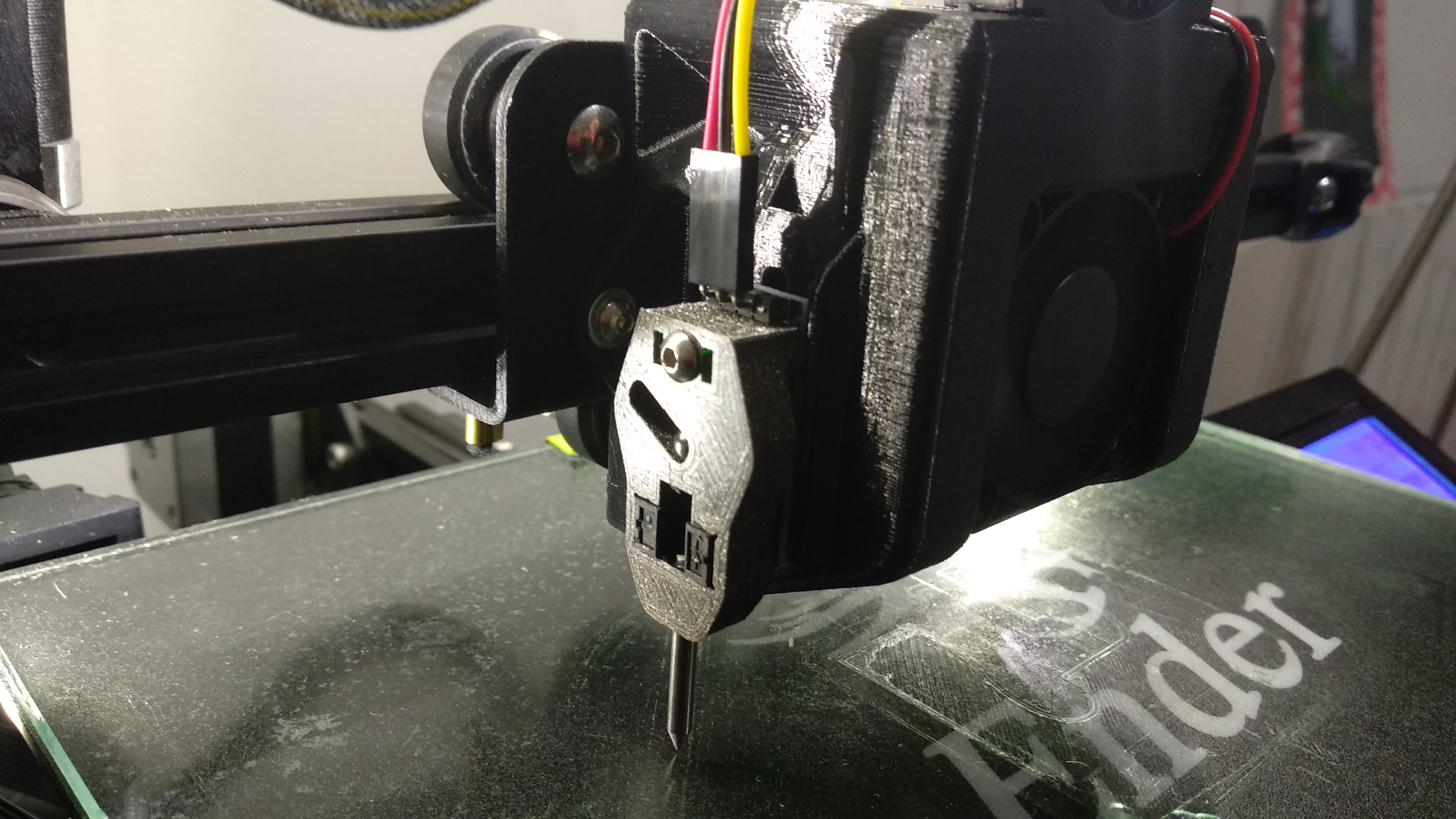 Touch-Mi Ender 3 / CR10 Hotend FanDuct stock fan