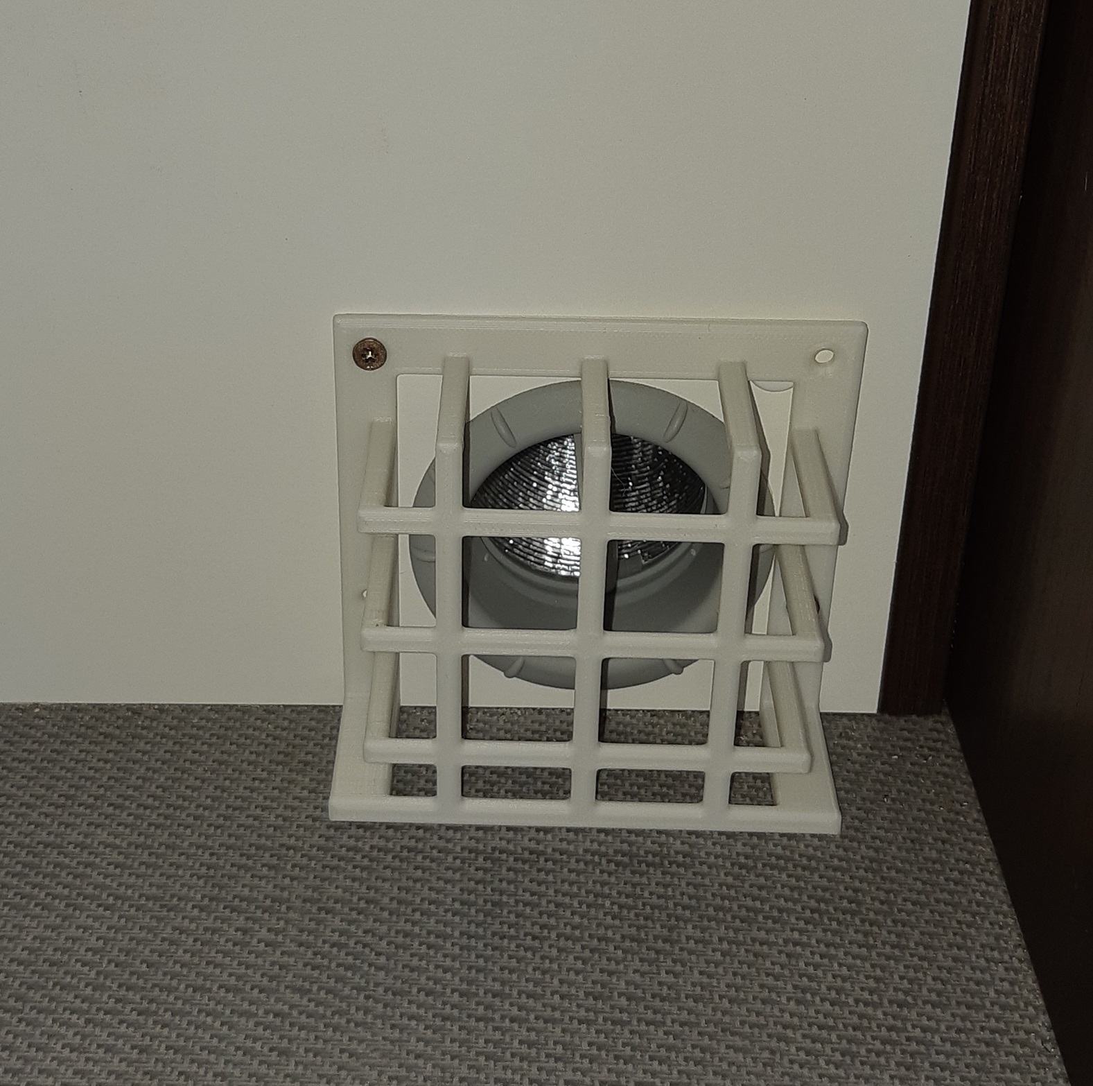 Truma heating/hot air outlet protection - Schutzgitter für Heizungsauslass