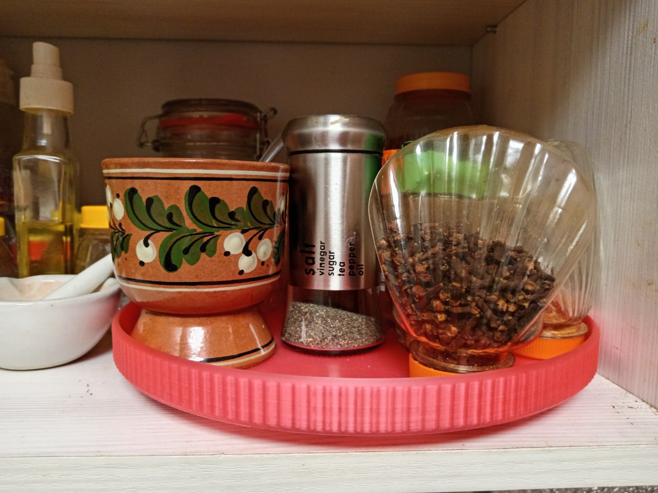 Rotating Organizer Table