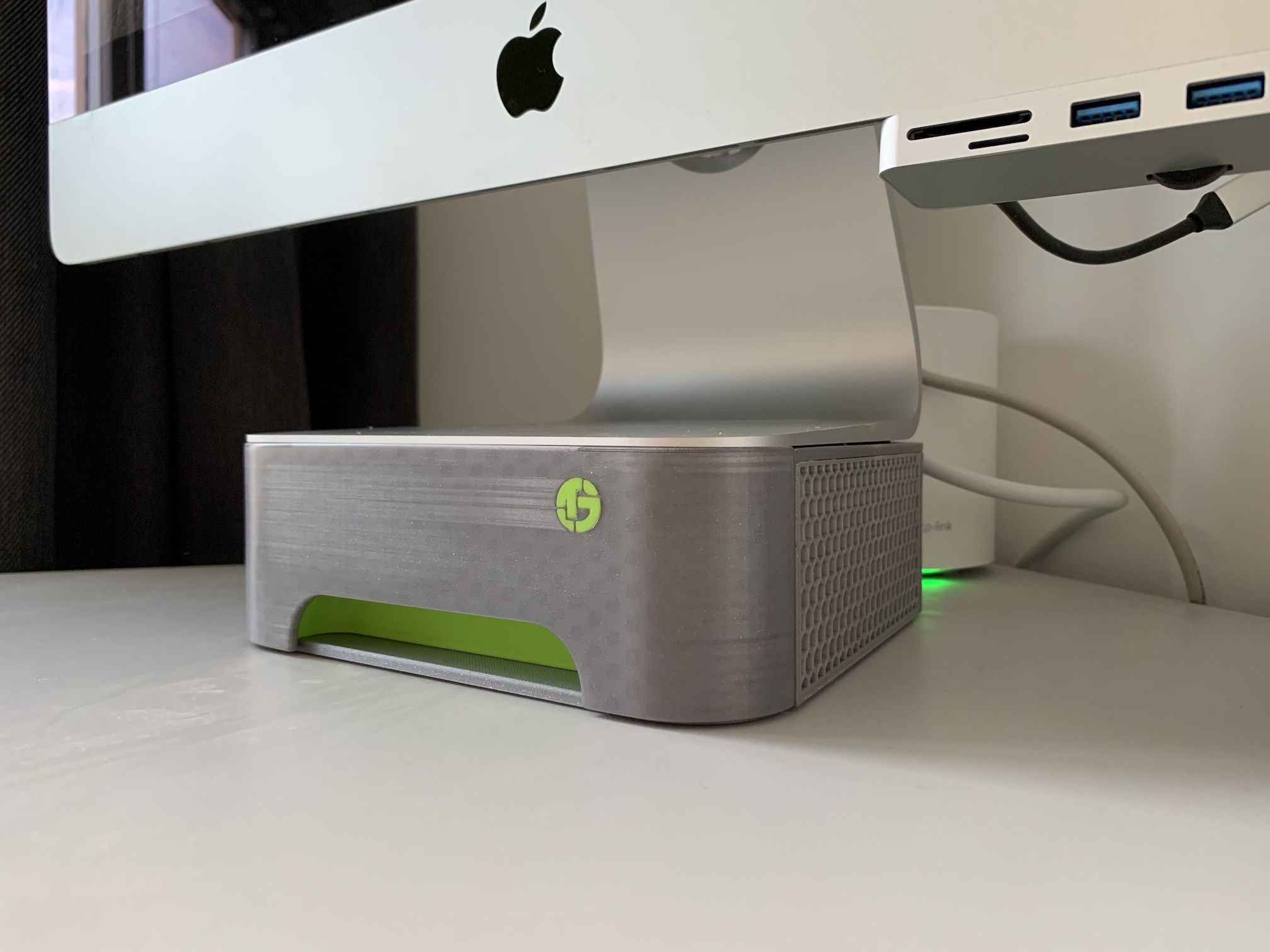 IMAC 21.5" stand riser