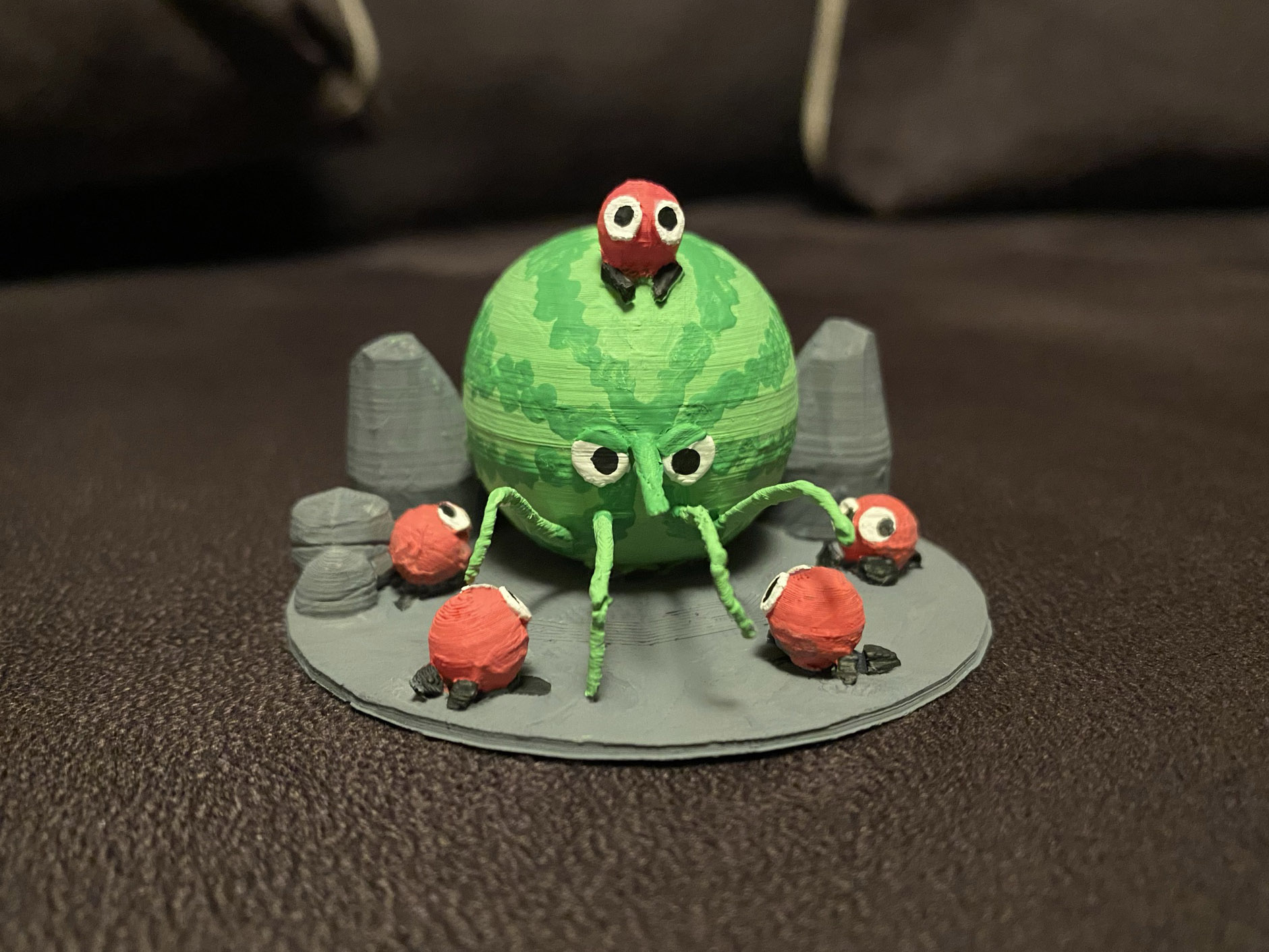 Bugsnax Mama Mewon & Wee Mewon Trophy