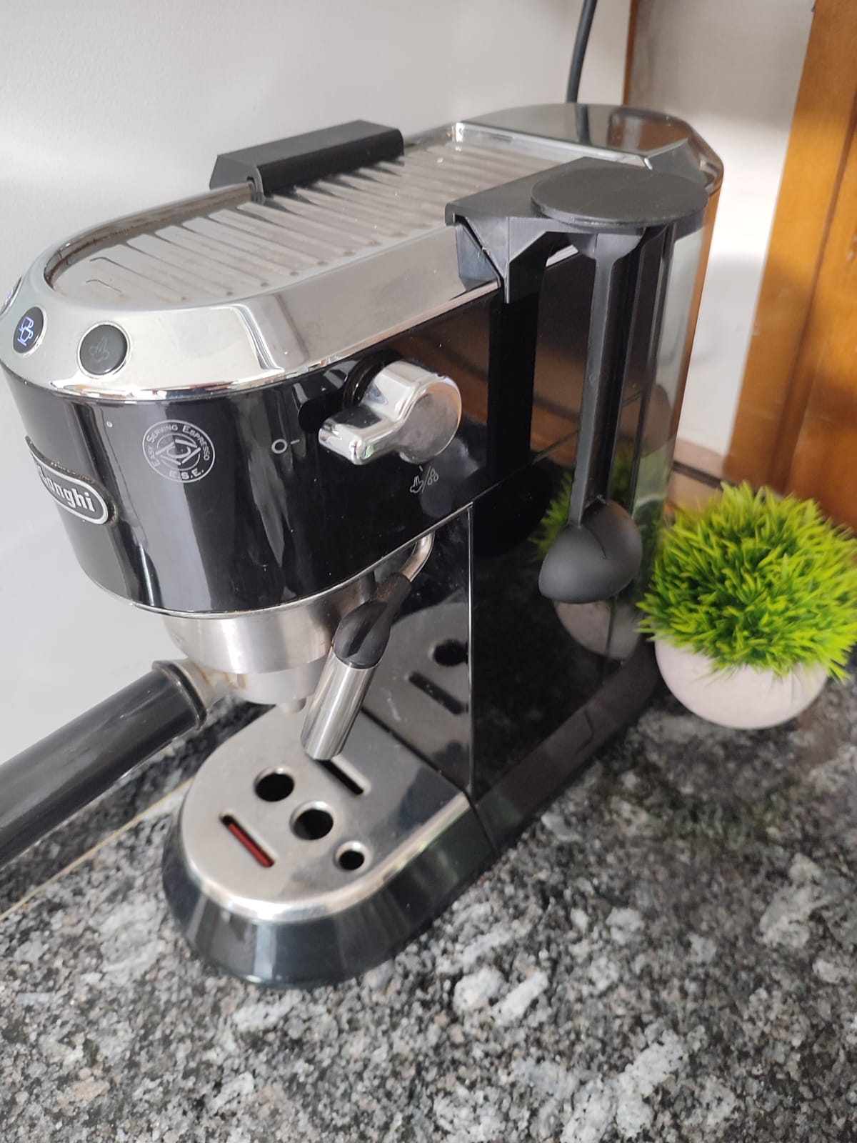 Coffe spoon holder for Delonghi dedica ec685