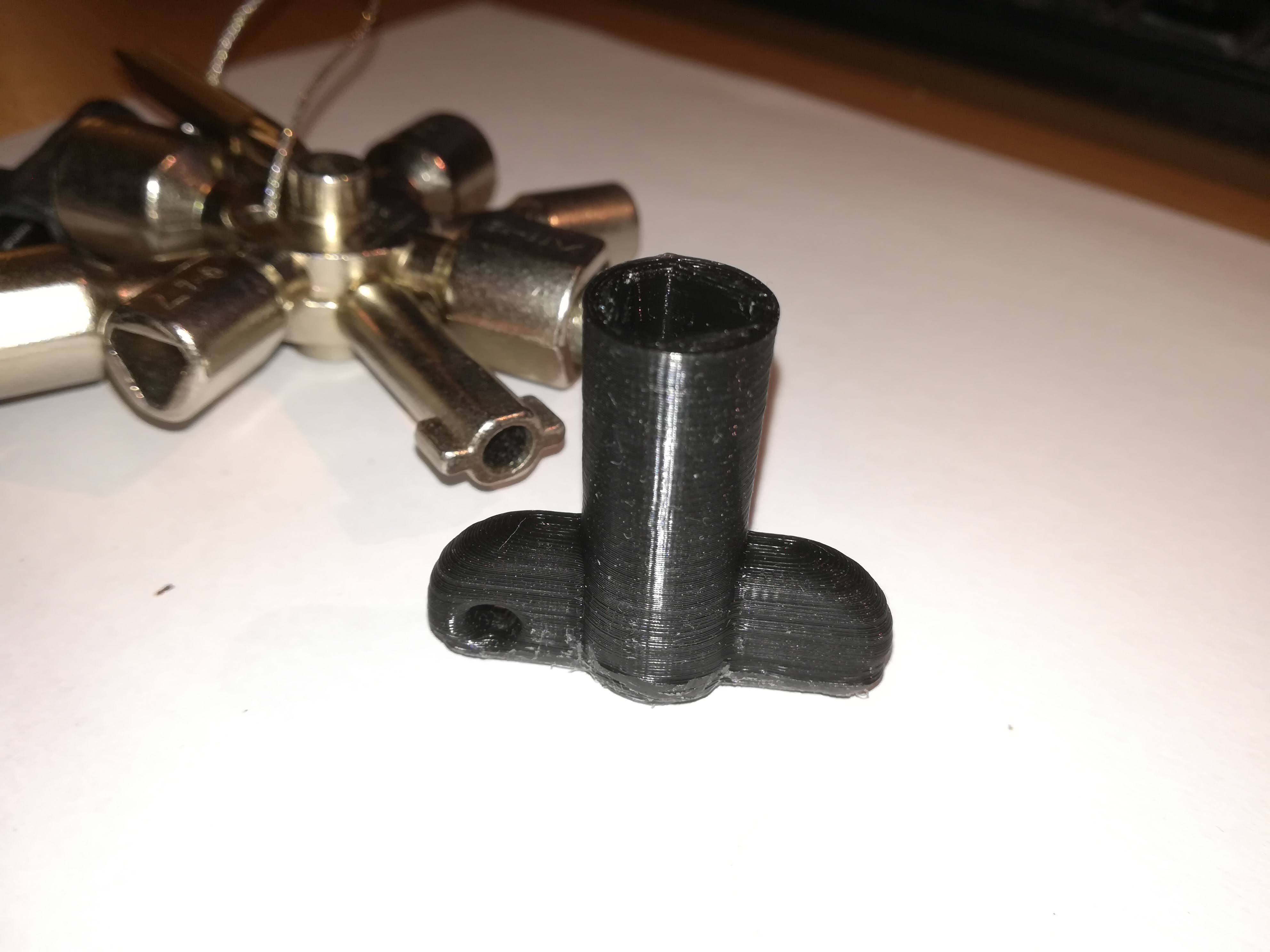 triangular key for electical boxes