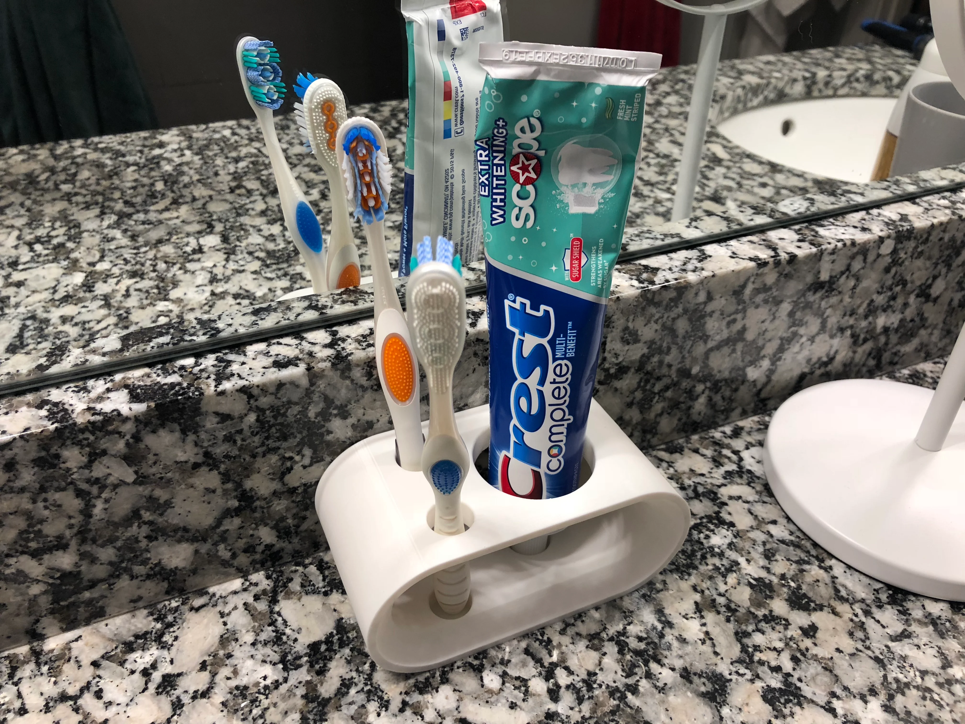 Toothbrush - Toothpaste Holder