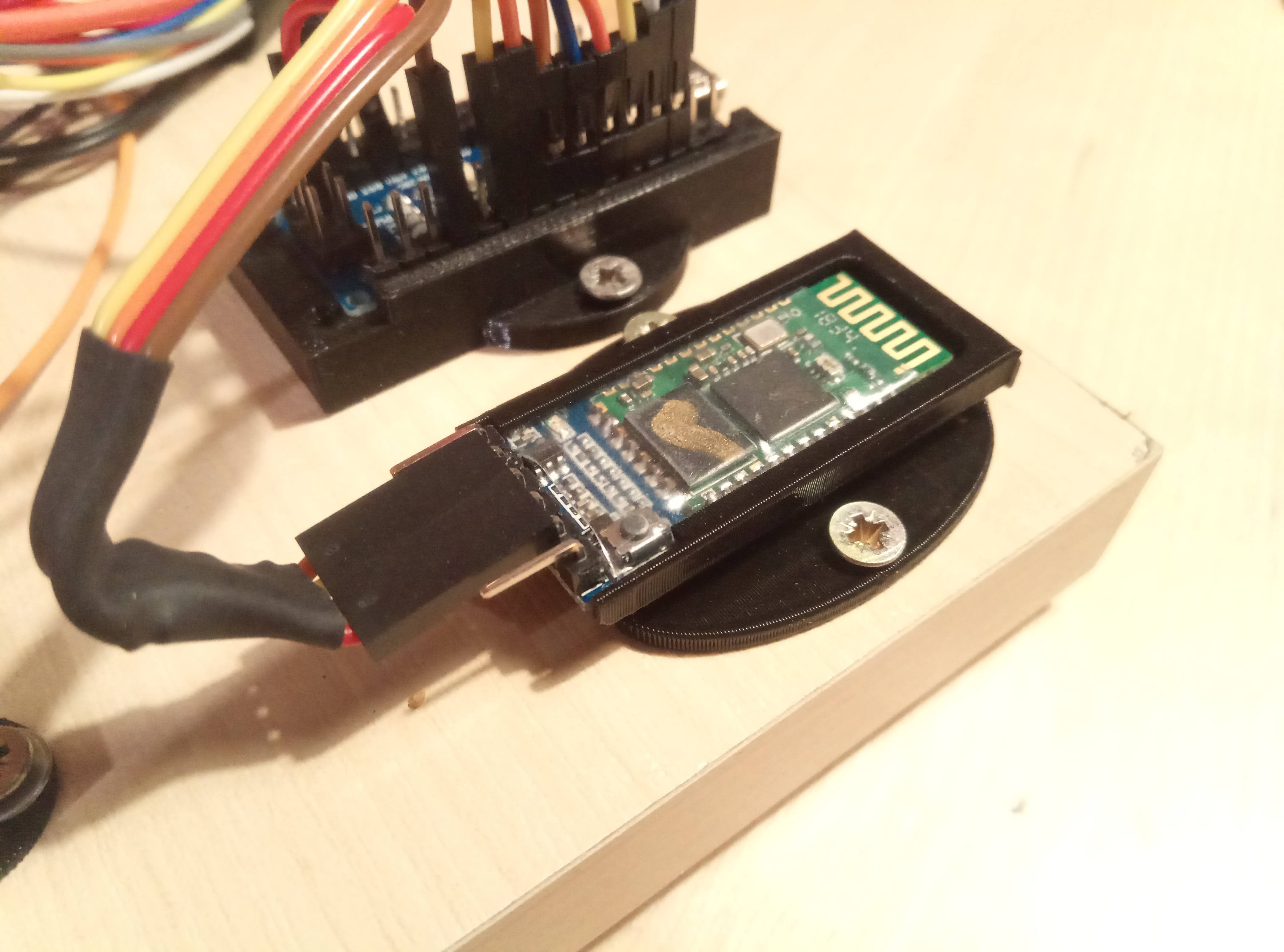 HC-05 bluetooth module holder