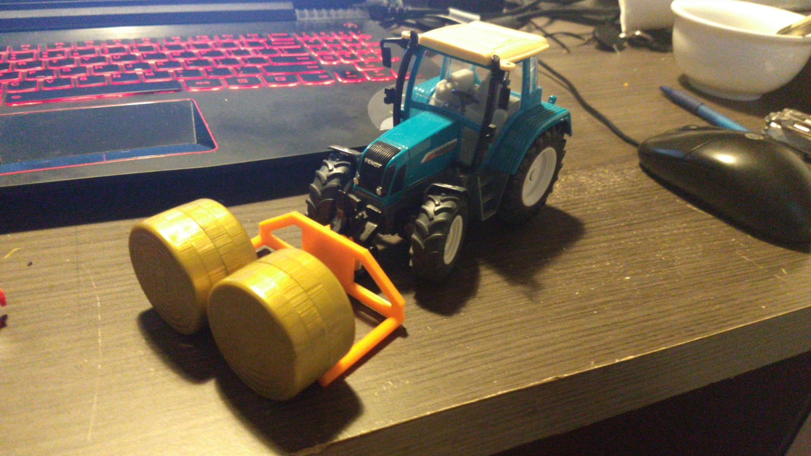 Double hay fork front