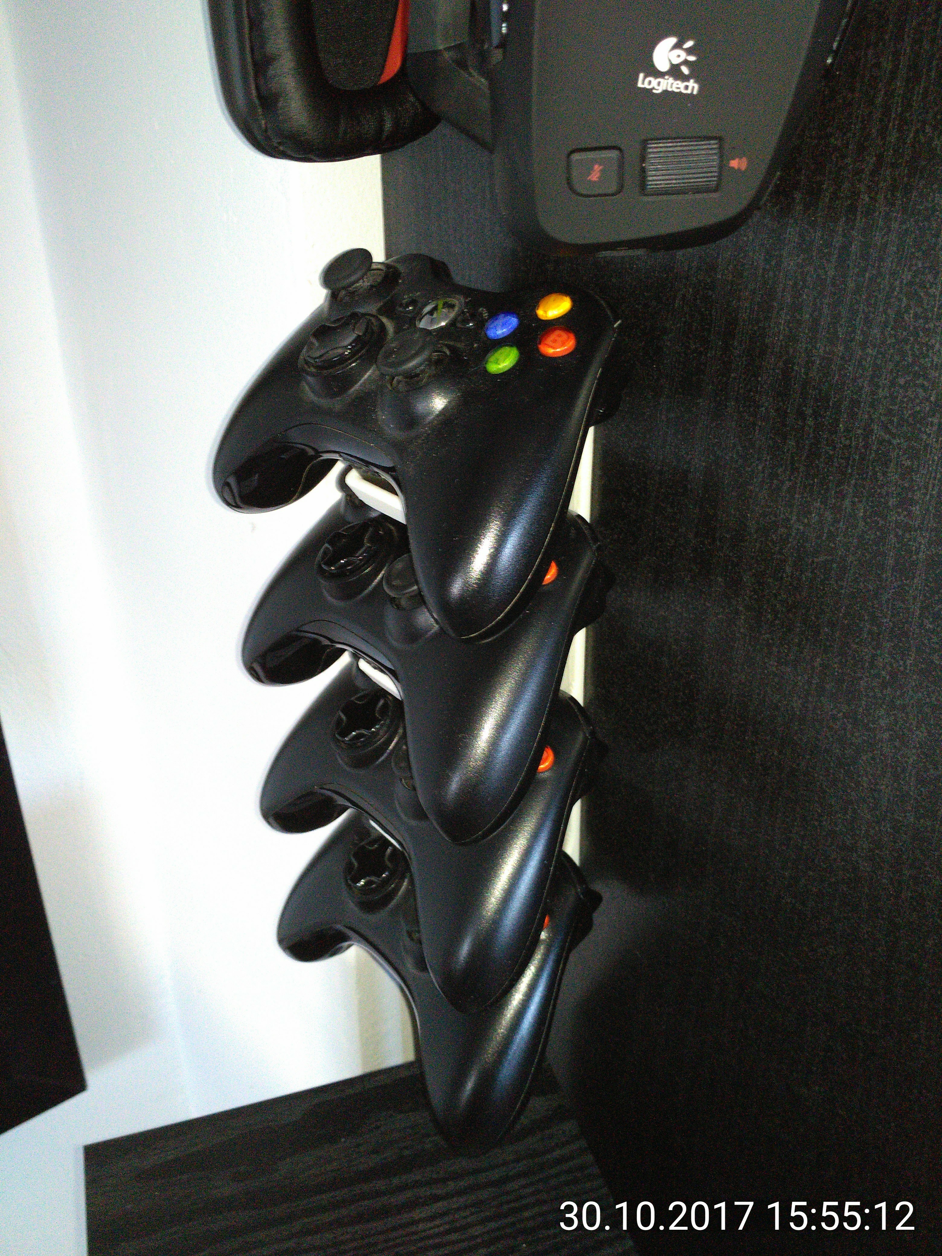 4x XBox 360 Controller Wallmount