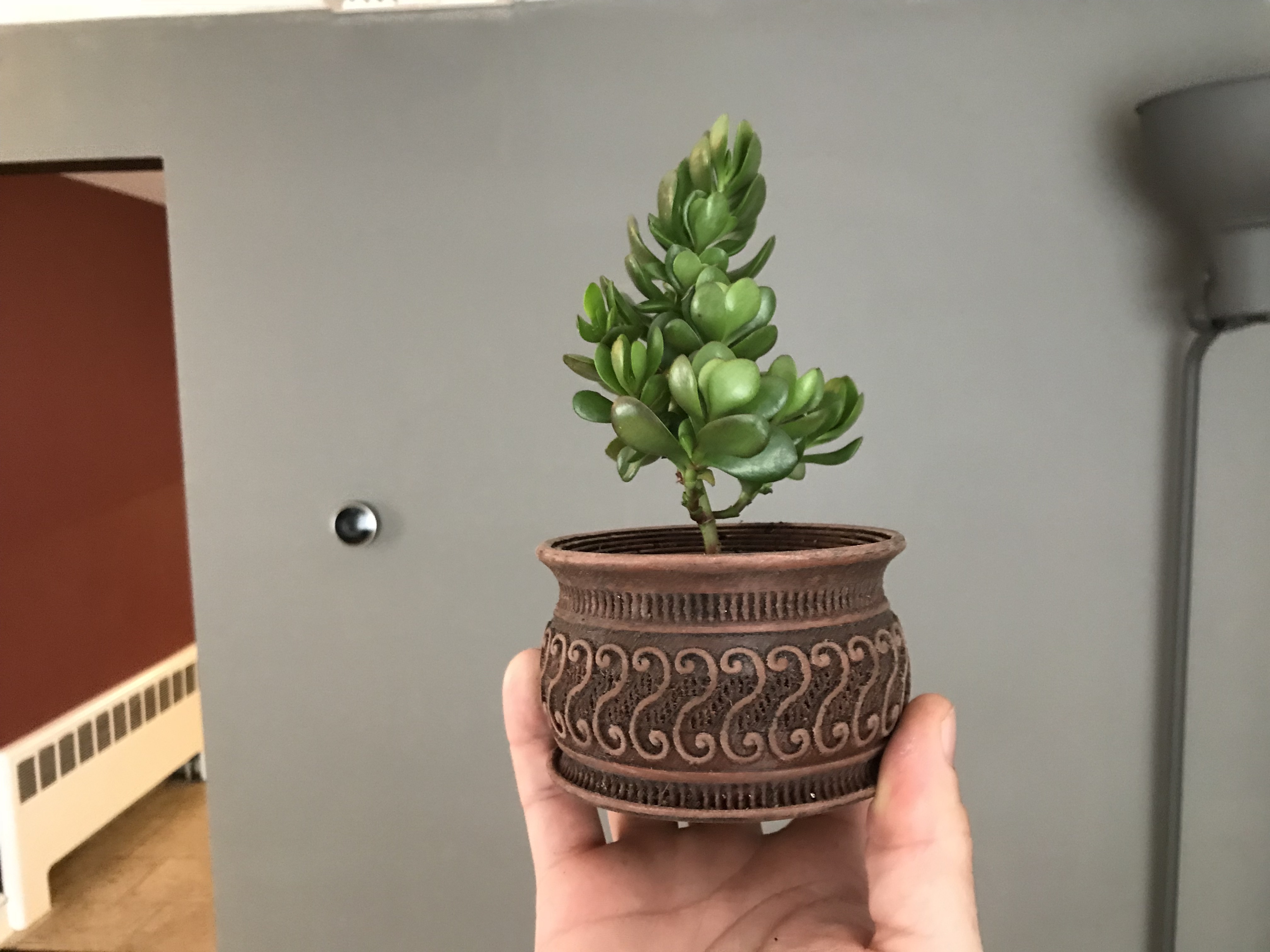 P13 - Golden Ratio Vented Planter