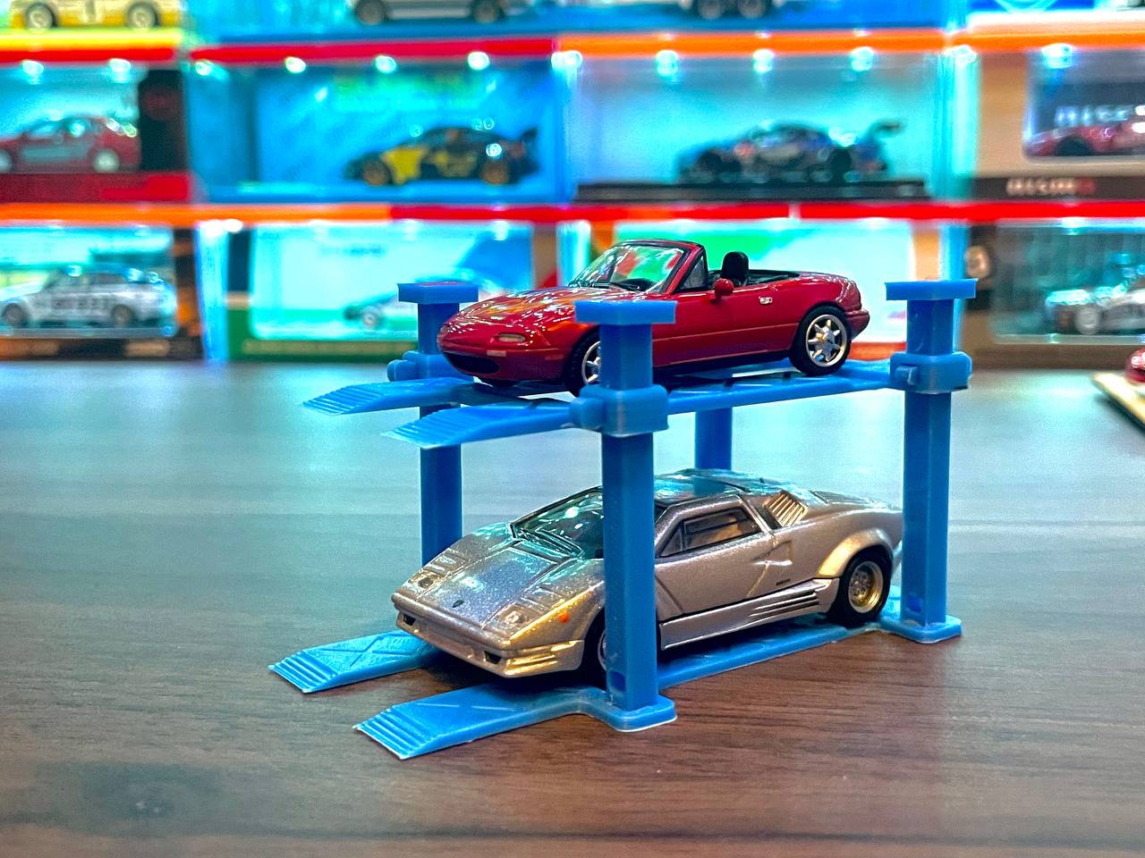 Adjustable Car Lift for Hot Wheels & 1/64 Scale