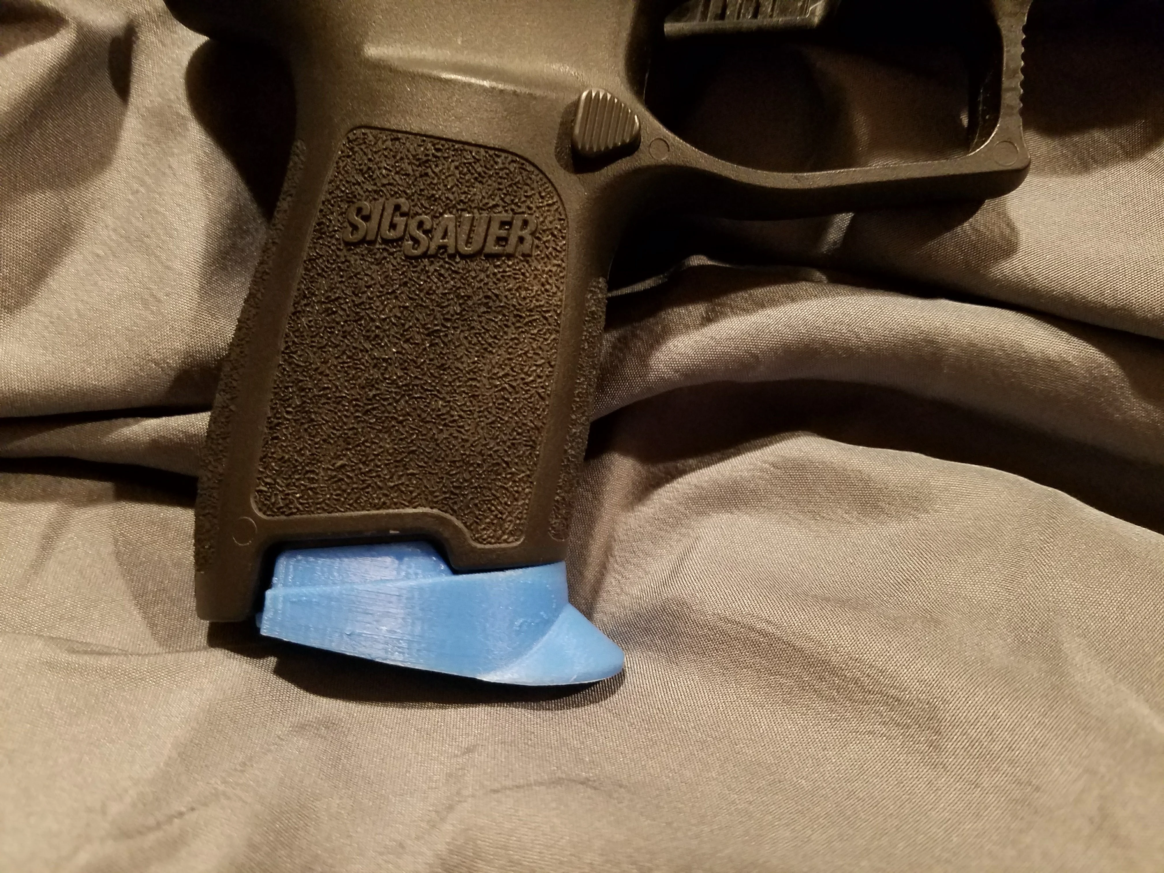 Sig P320 PinkyMag Extension