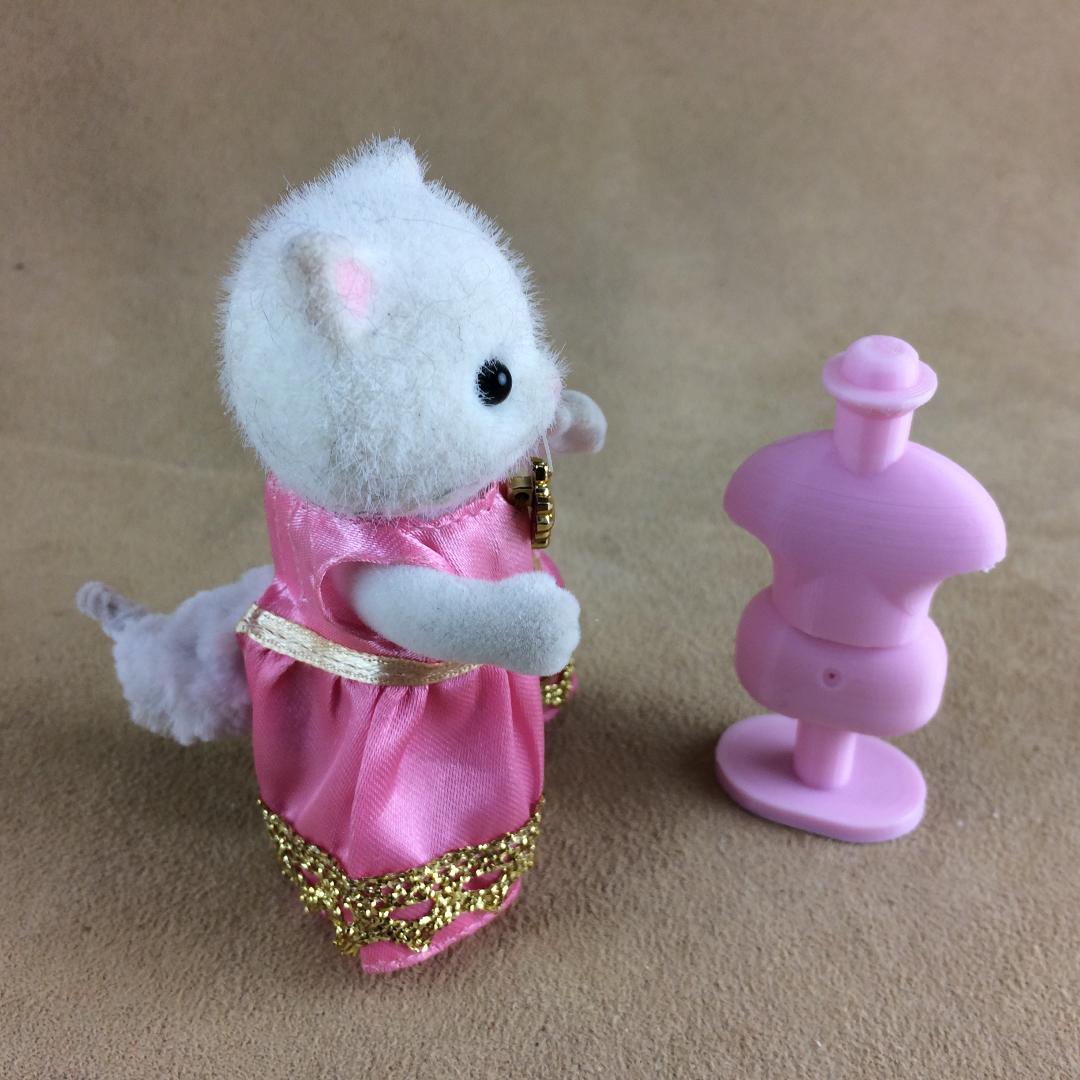 Dress maker's form for Sylvanian Families