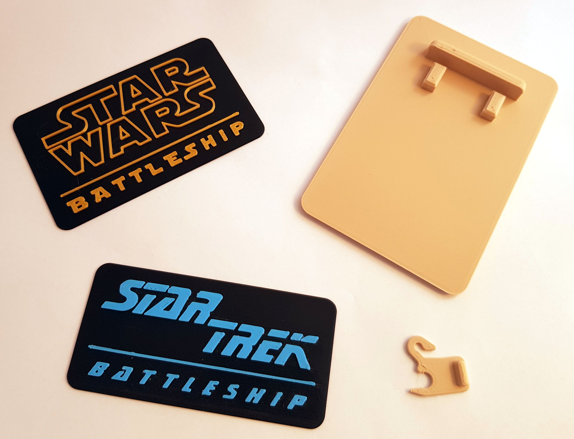 BattleFleet Star Wars vs. Star Trek - Stand, Plates, Latch, CheatSheet