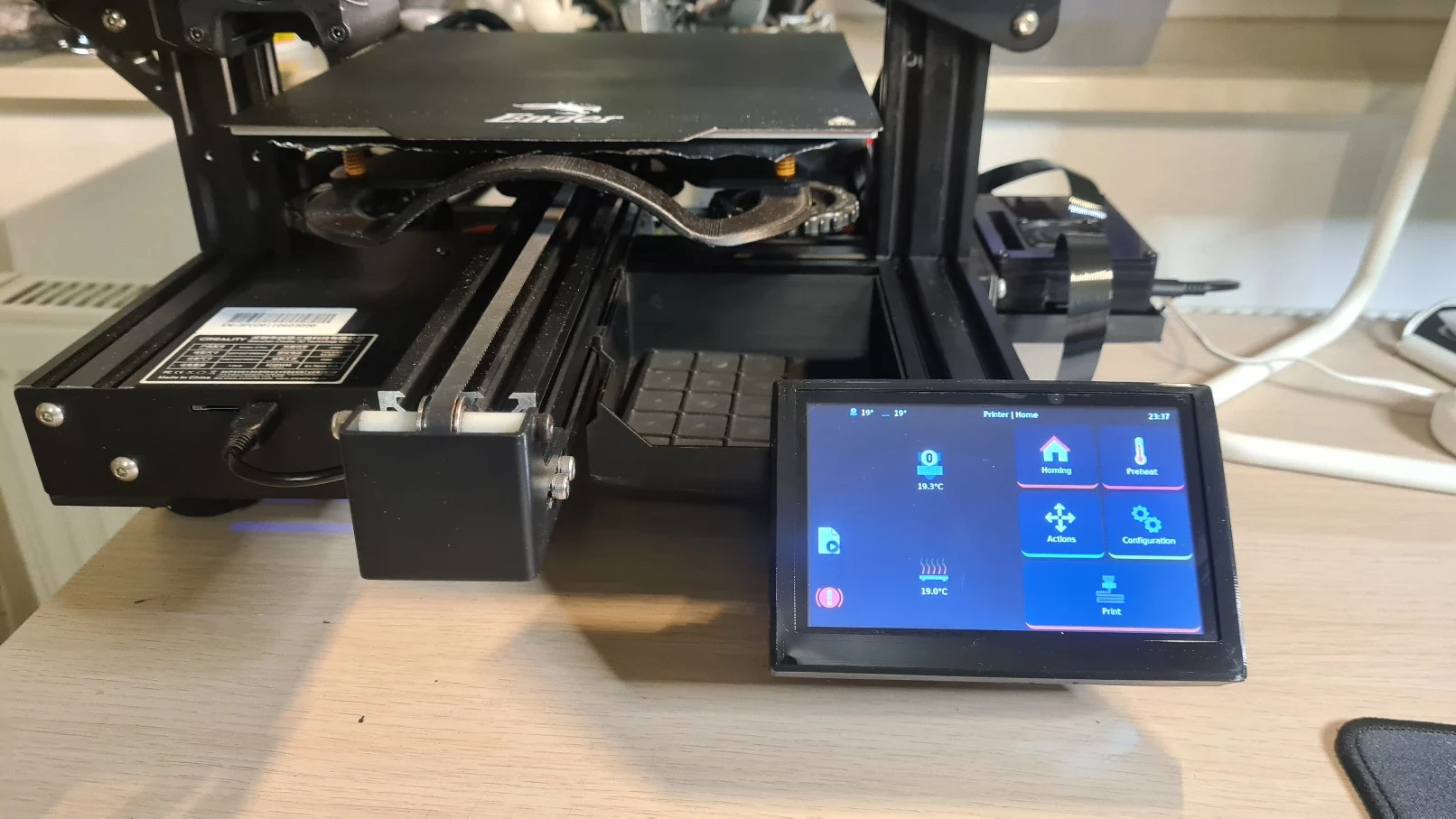 Magnetic 5" Display Case with Mount for 4040 Extrusions