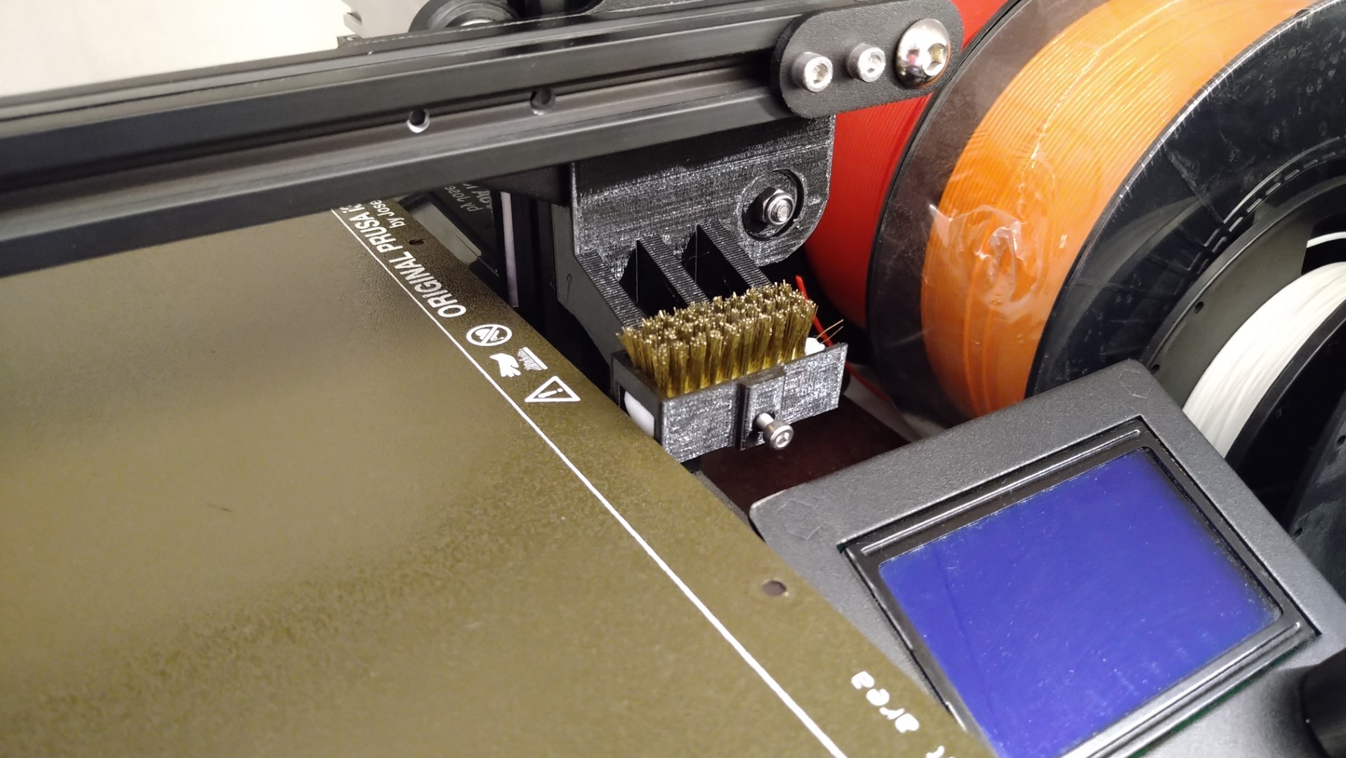 Ender 3 - Nozzle cleaning brush mount
