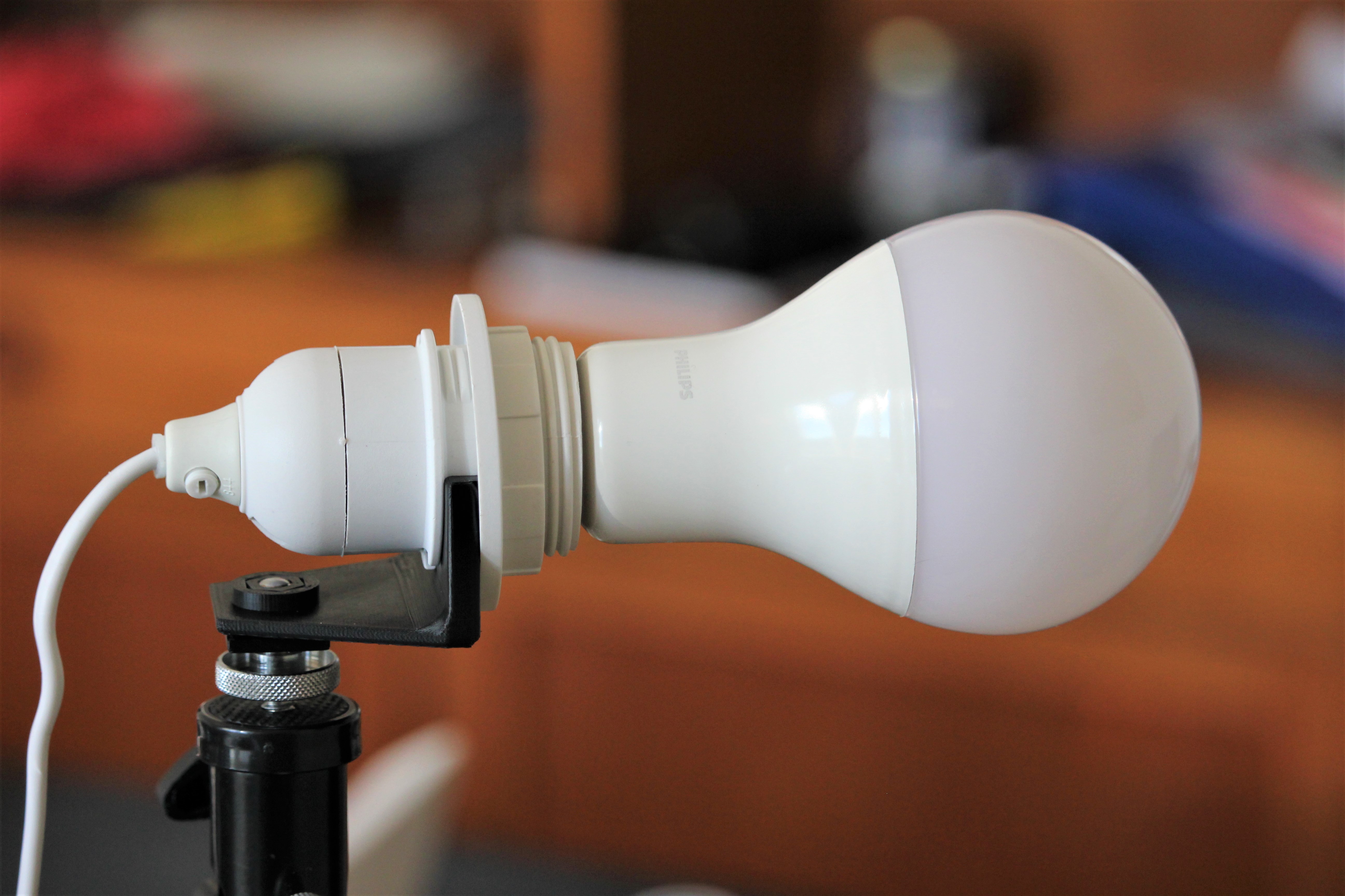 E27 Light Bulb Hot Shoe & 1/4 inch mount