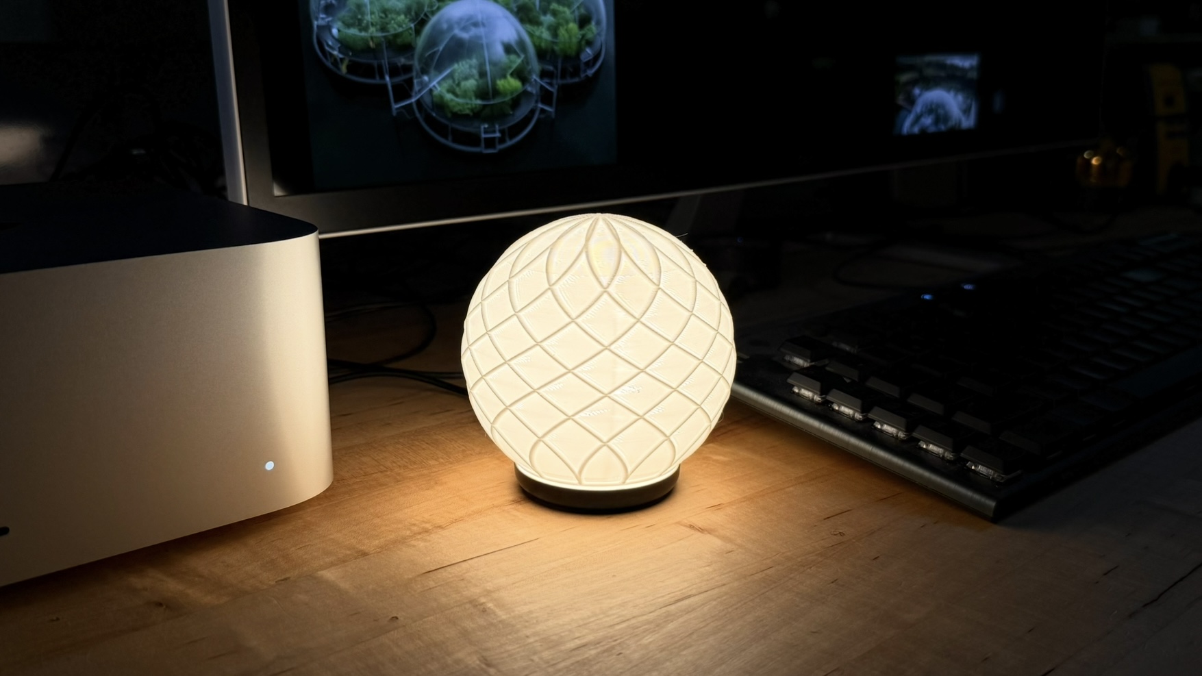 Lattice Orb Desk Lamp (IKEA STRIMSÄV)
