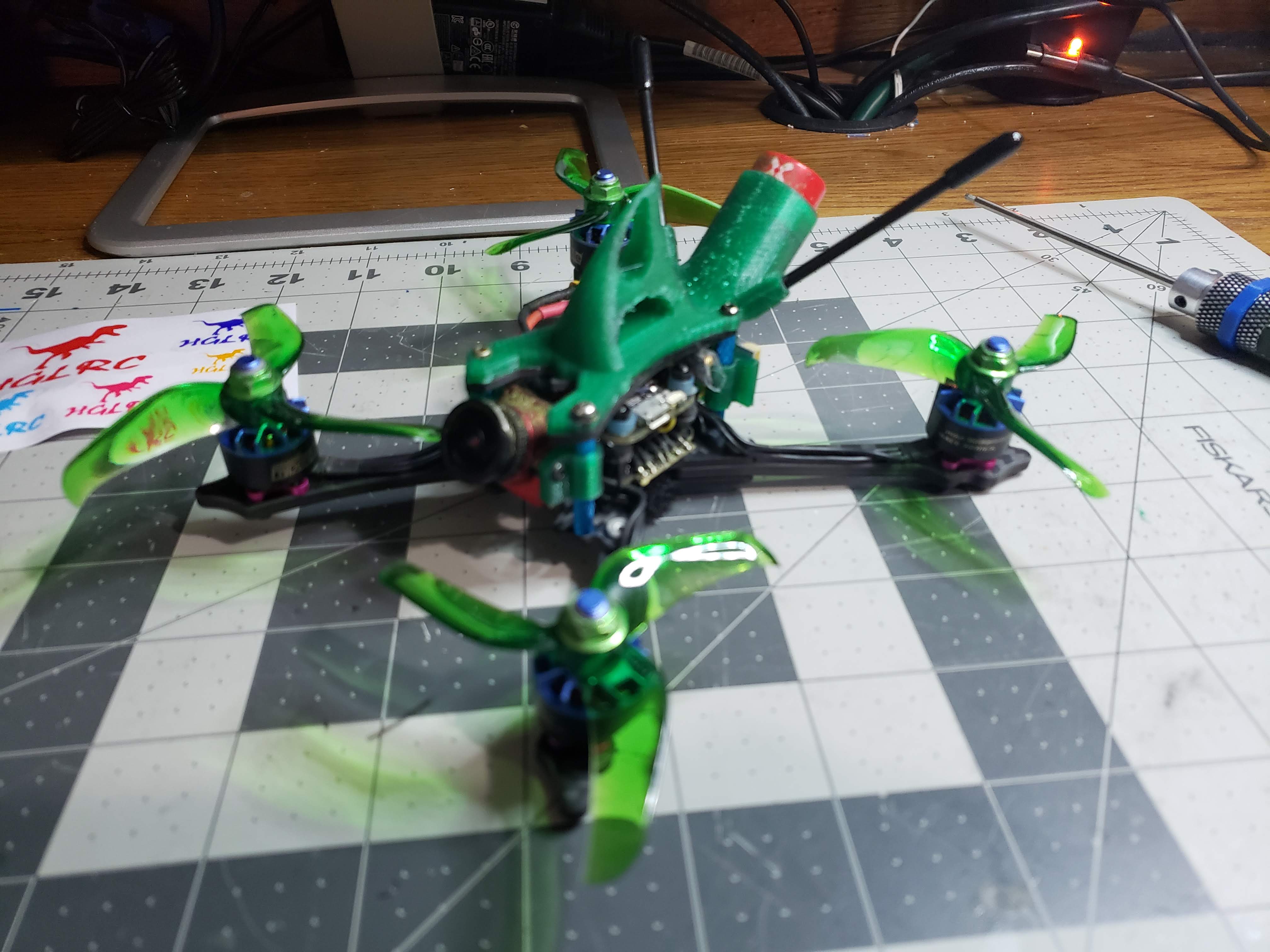 HGLRC Arrow 3 Fin, Cam mount, Led Holder