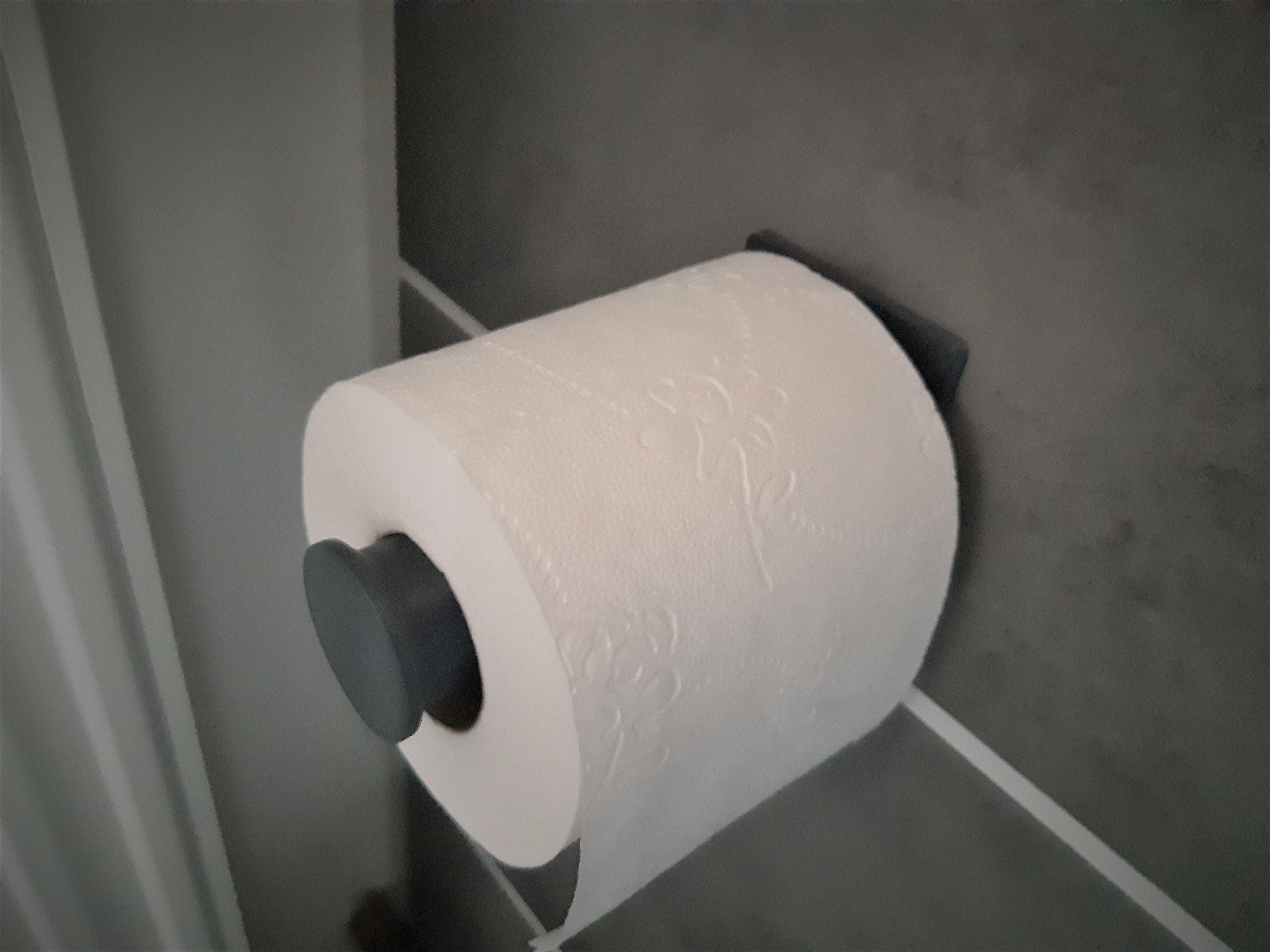 Simple toilet paper holder - no drilling