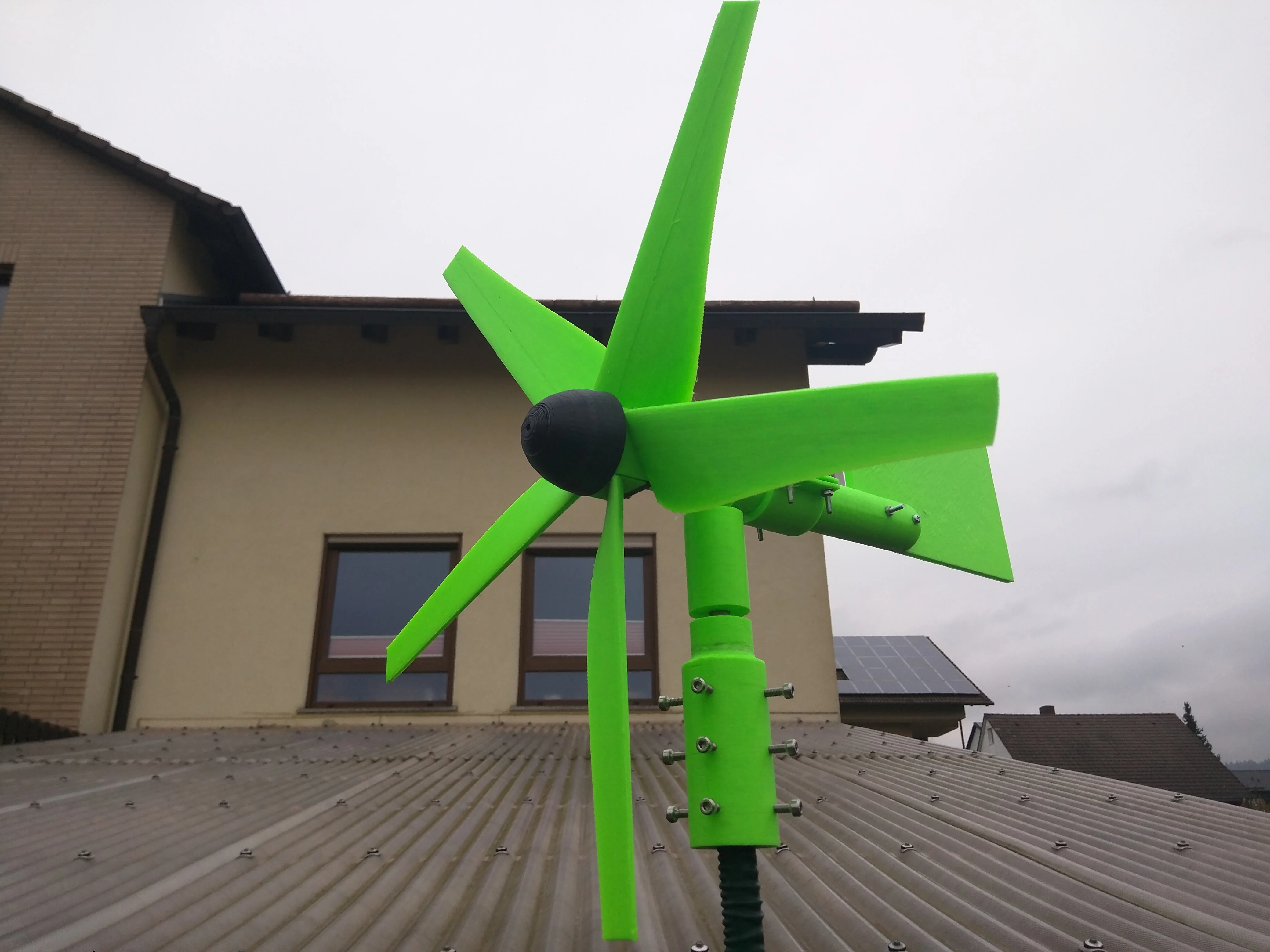 Windrad / Wind turbine