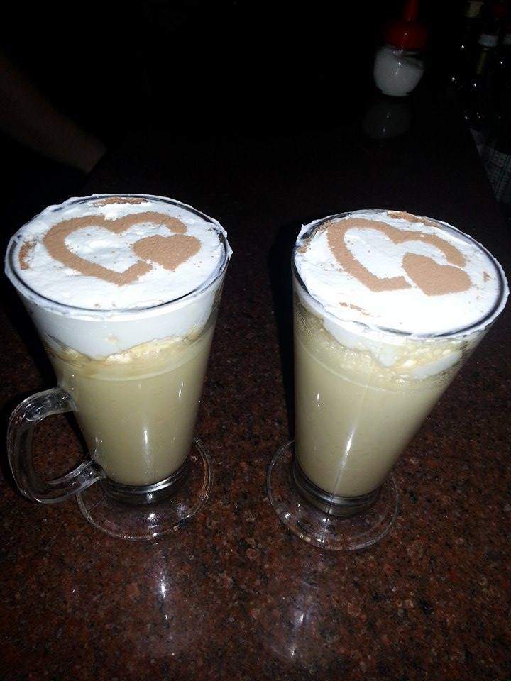 Coffee stencil Hearts