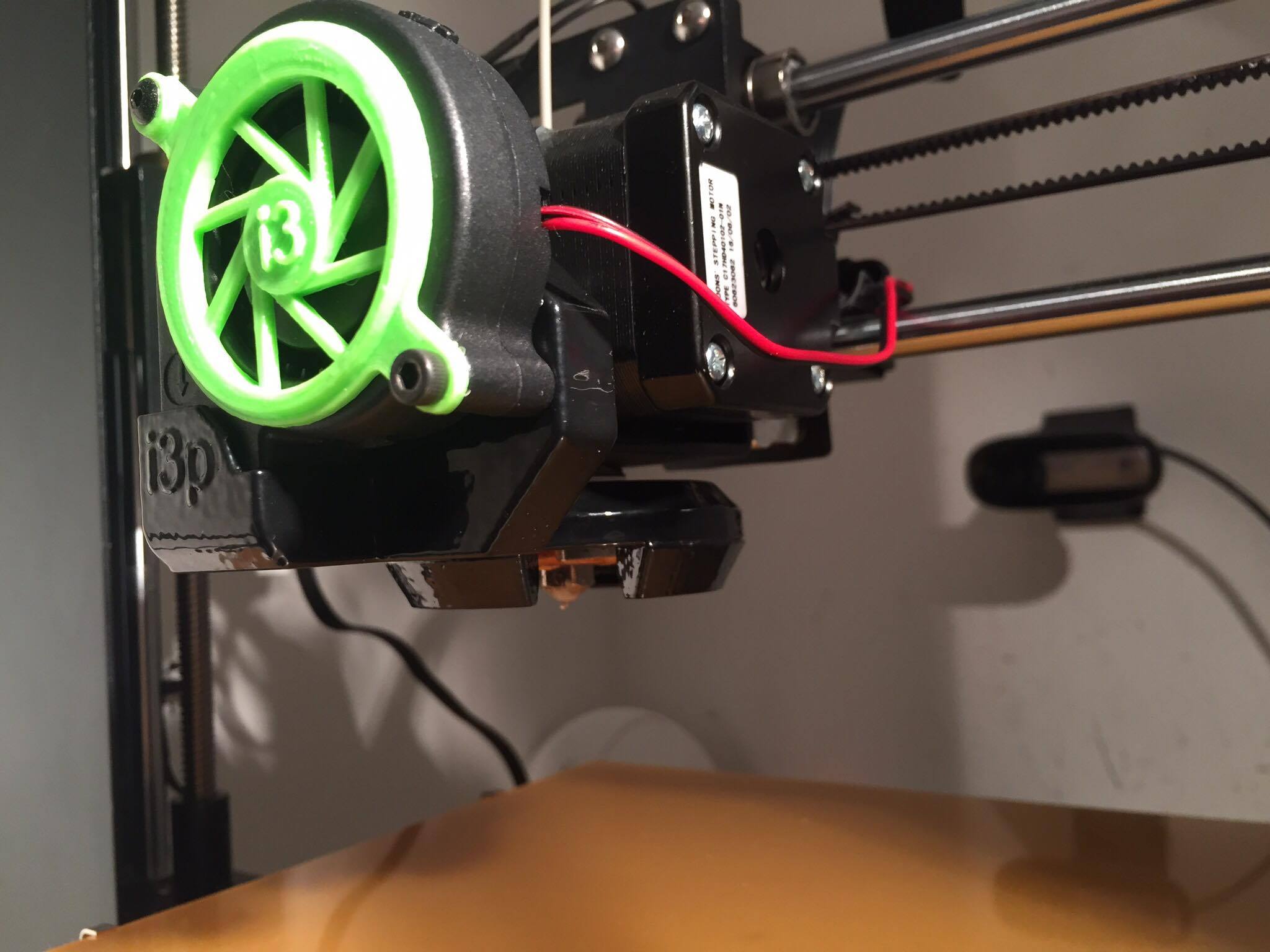Nozzle Viewing Shroud and Blower Fan Mount for Wanhao Duplicator i3 plus