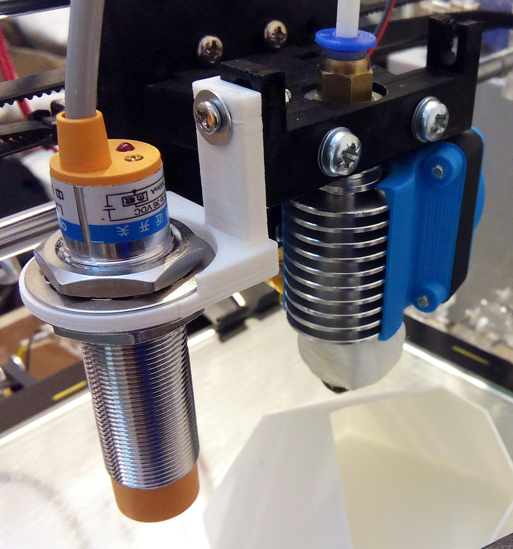 18mm Capacitive Sensor Holder for Universal X Carriage