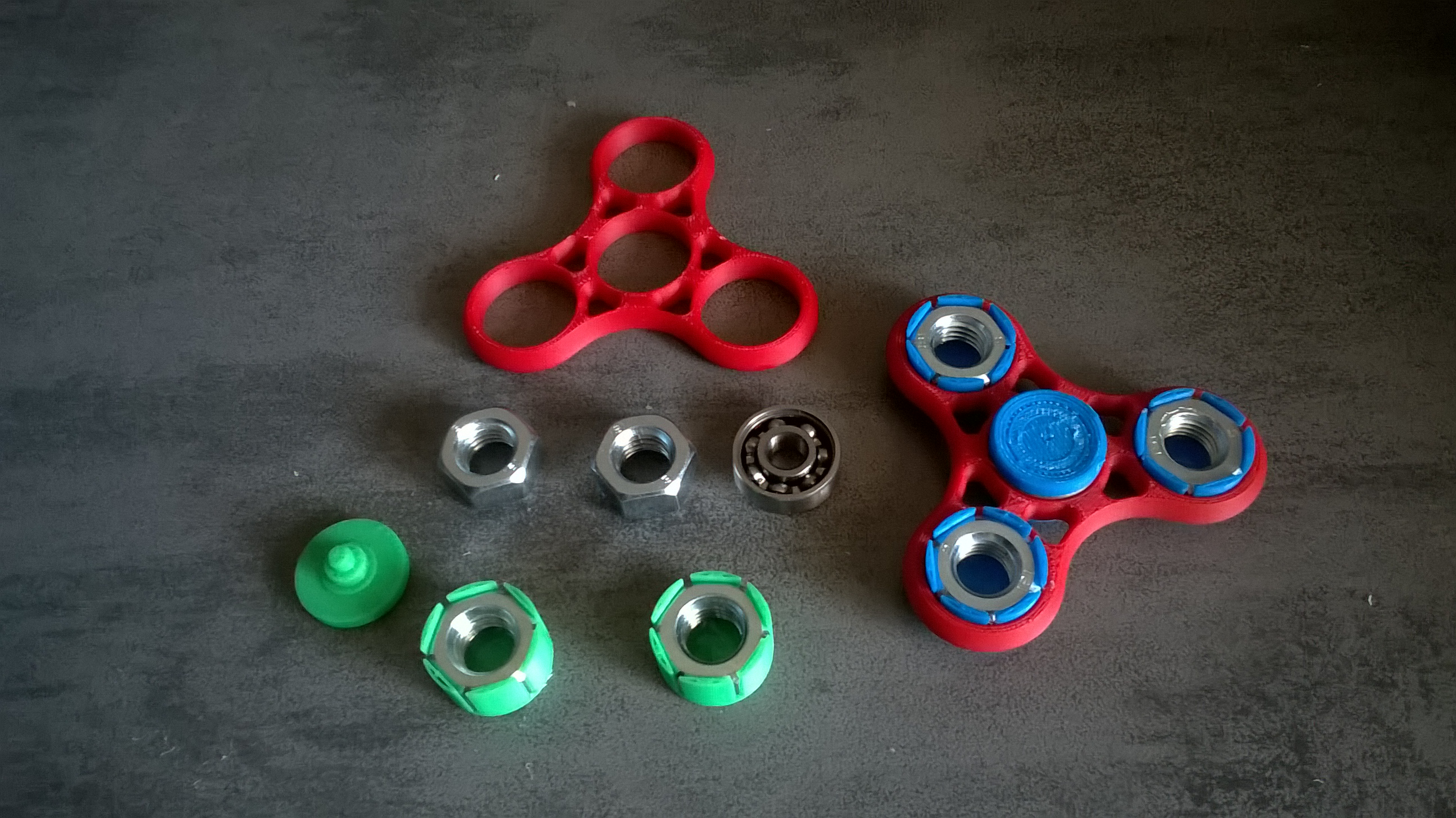 Hand spinner nut M12 and roller ballbearing