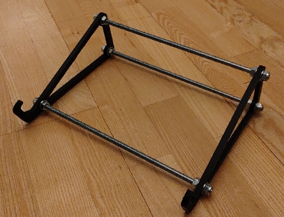 Laptop stand / riser
