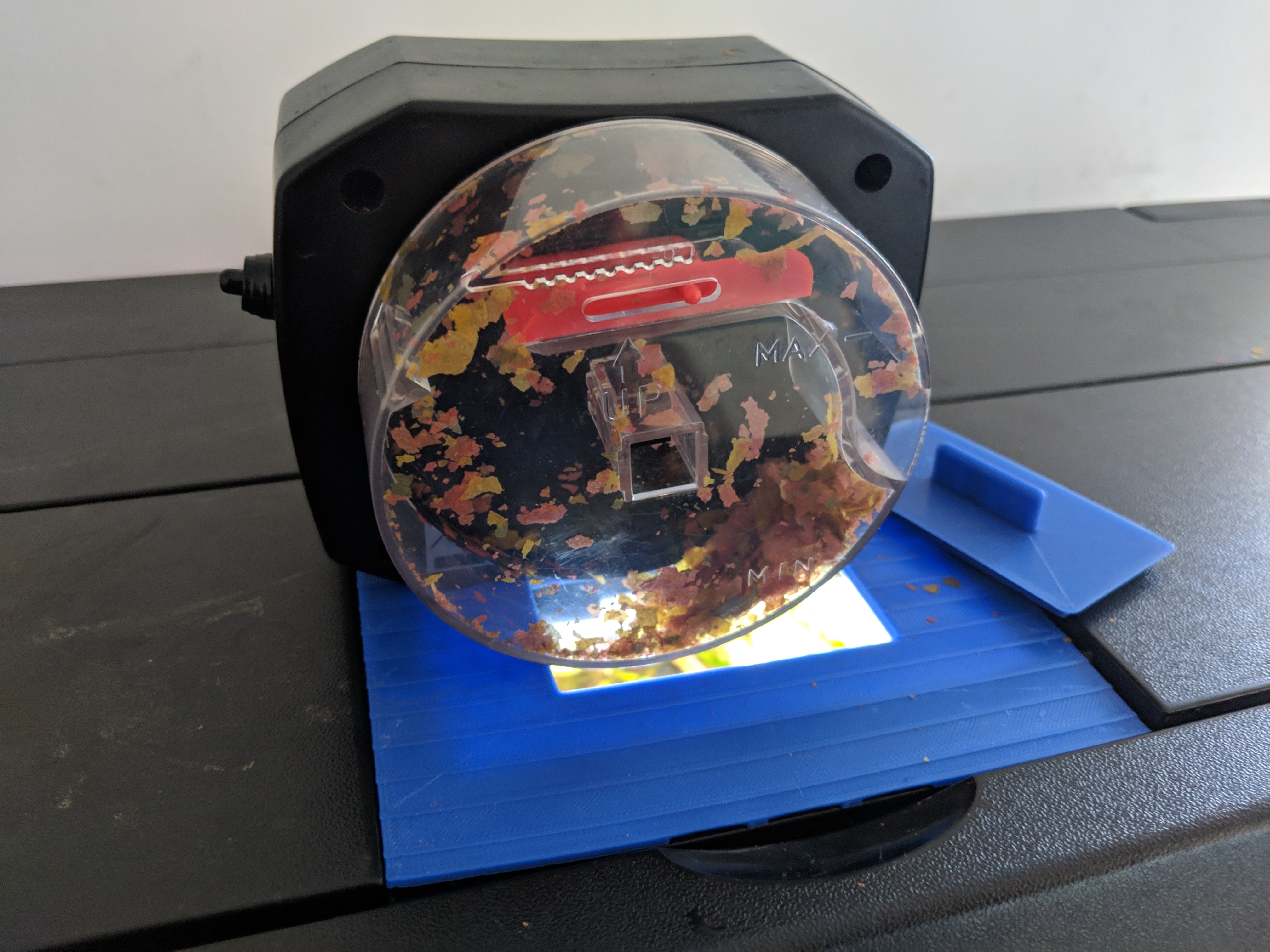 Juwel Abdeckung und Zusatzdeckel für Futterautomat