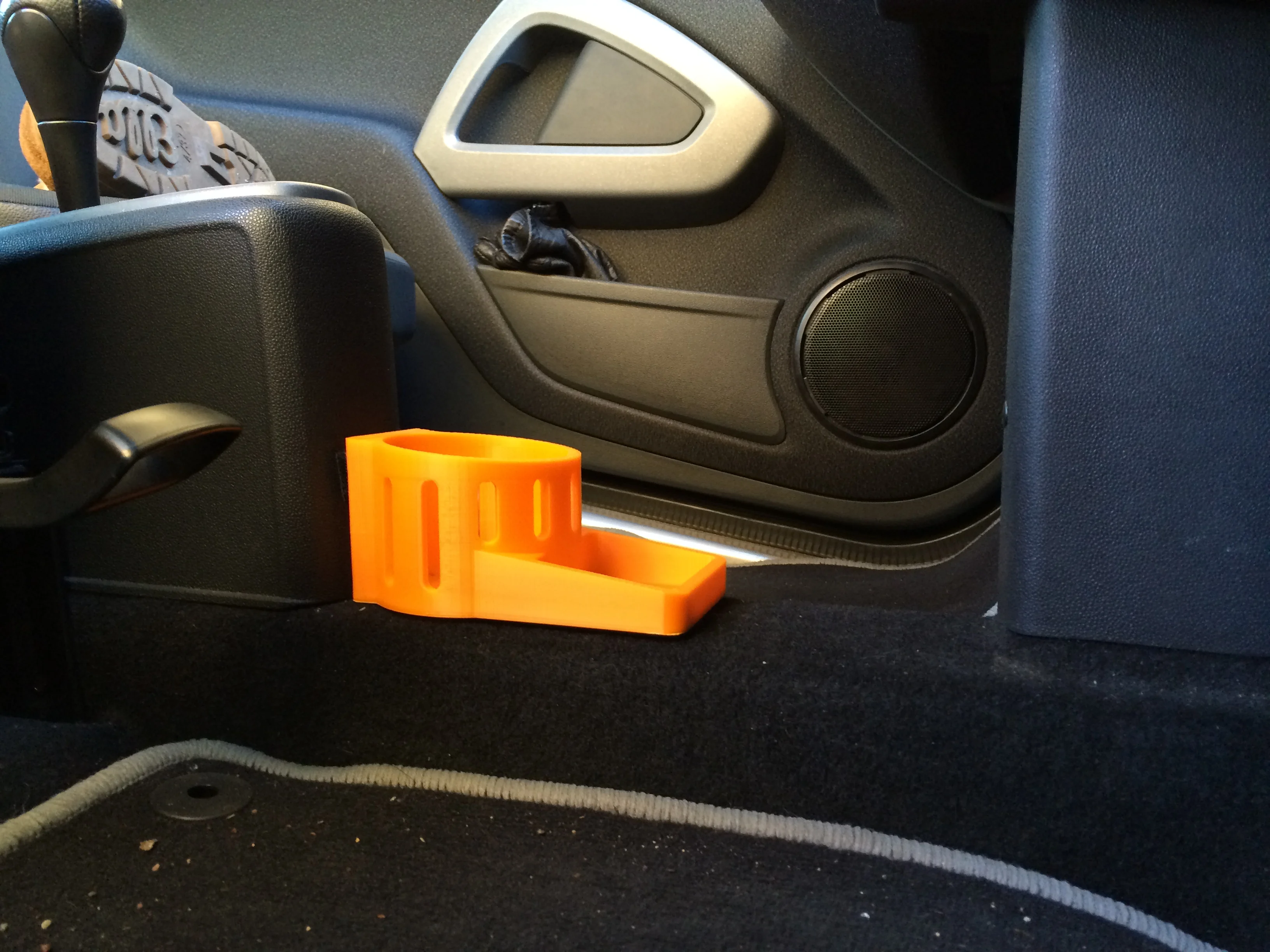 Smart ForTwo (451) cupholder console